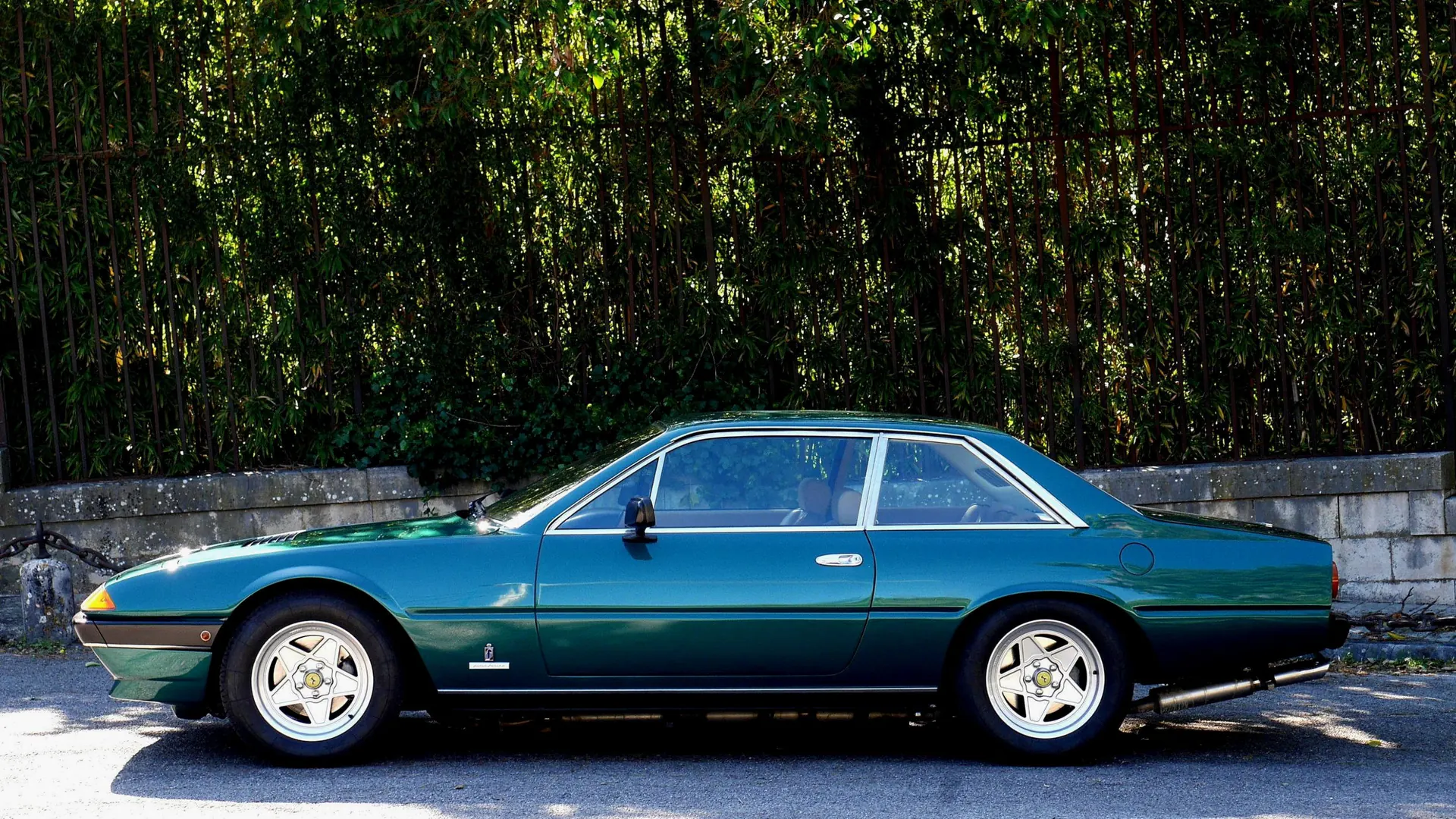Ferrari 400 — photo 2
