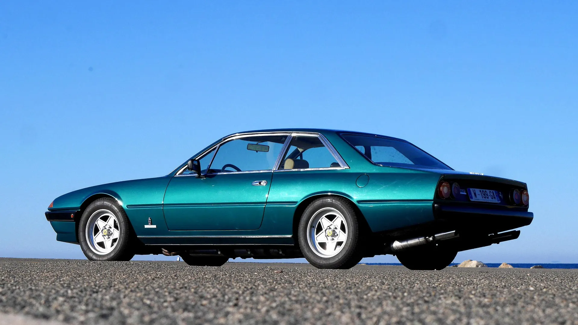 Ferrari 400 — photo 9