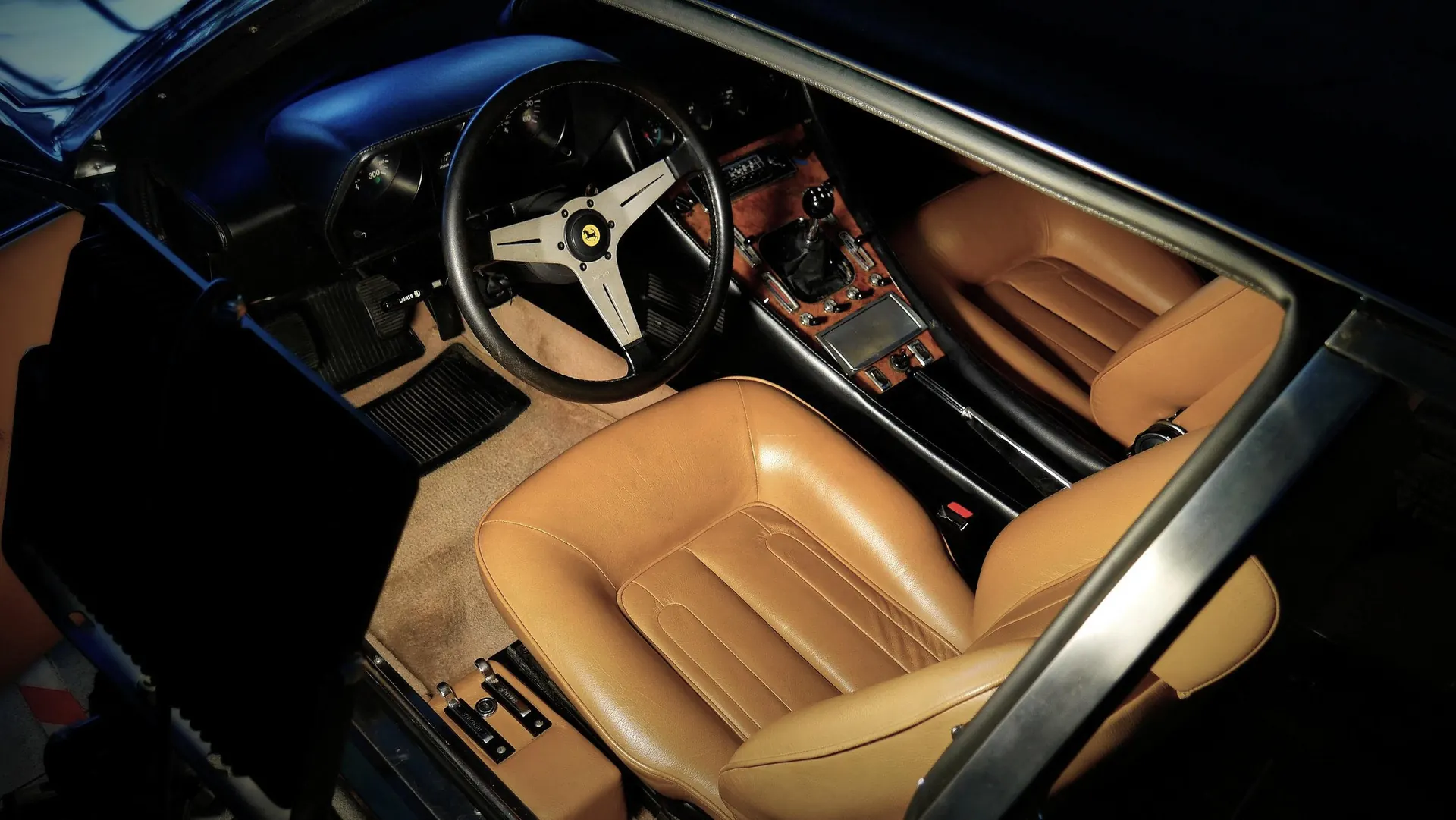 Ferrari 400 — photo 5