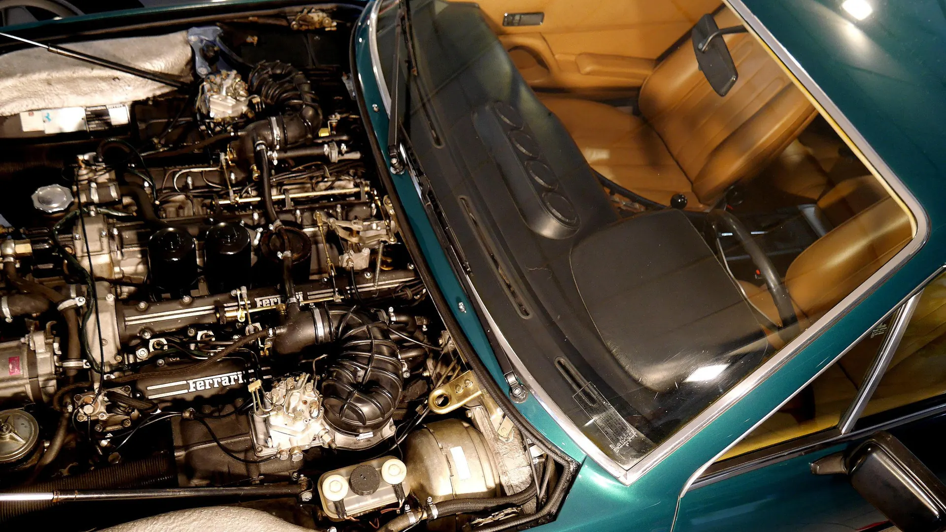 Ferrari 400 — photo 12