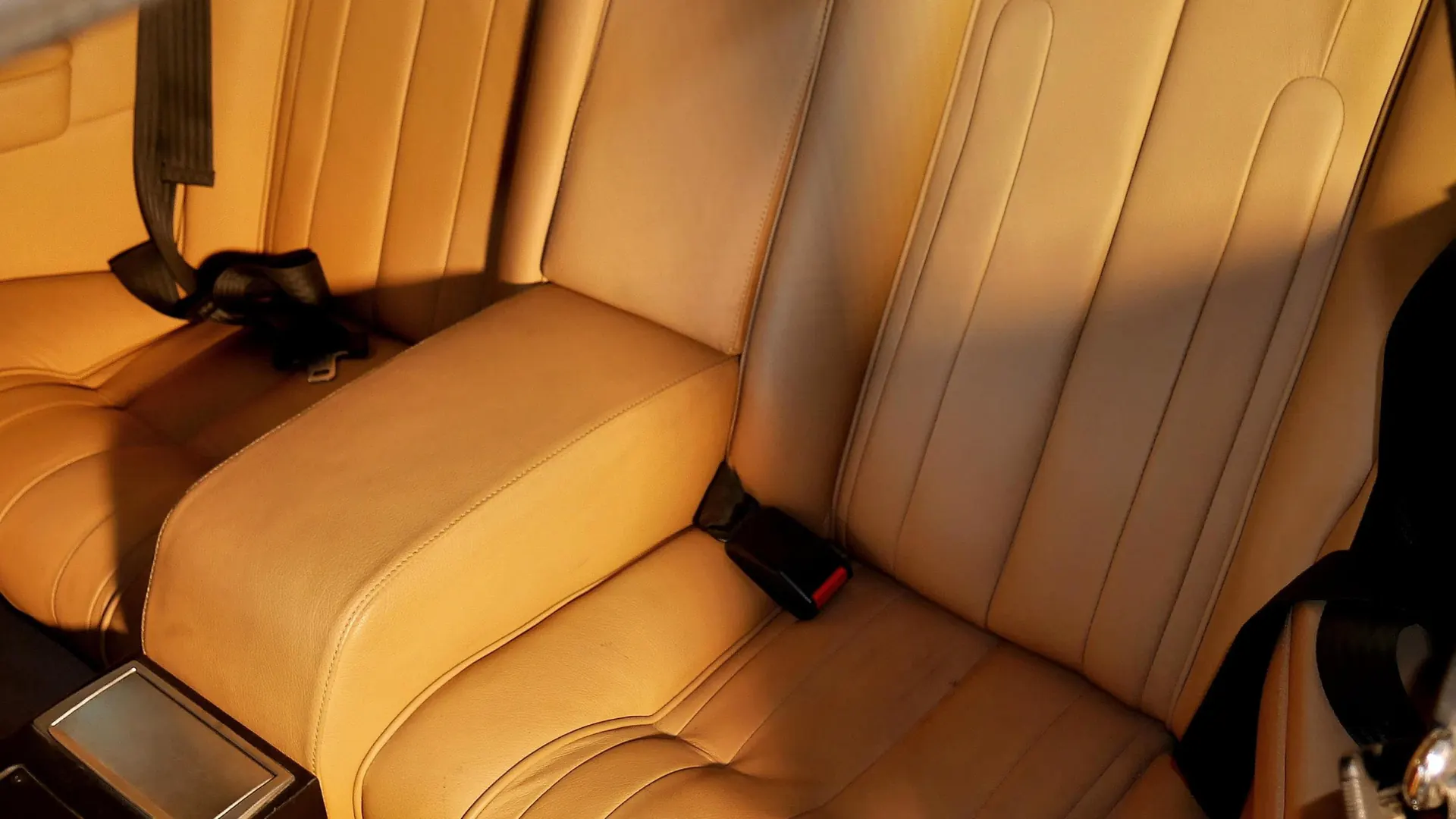 Ferrari 400 — photo 11