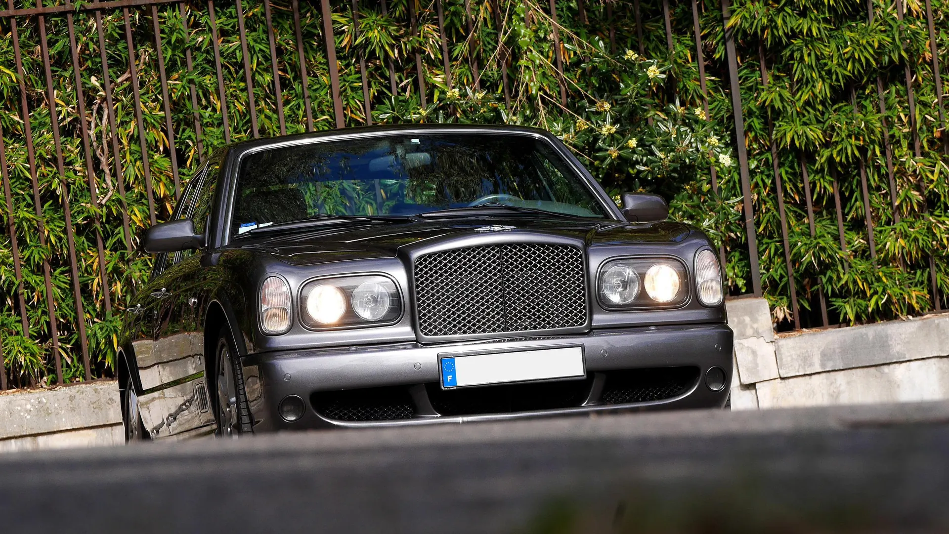 Bentley ARNAGE — photo 3