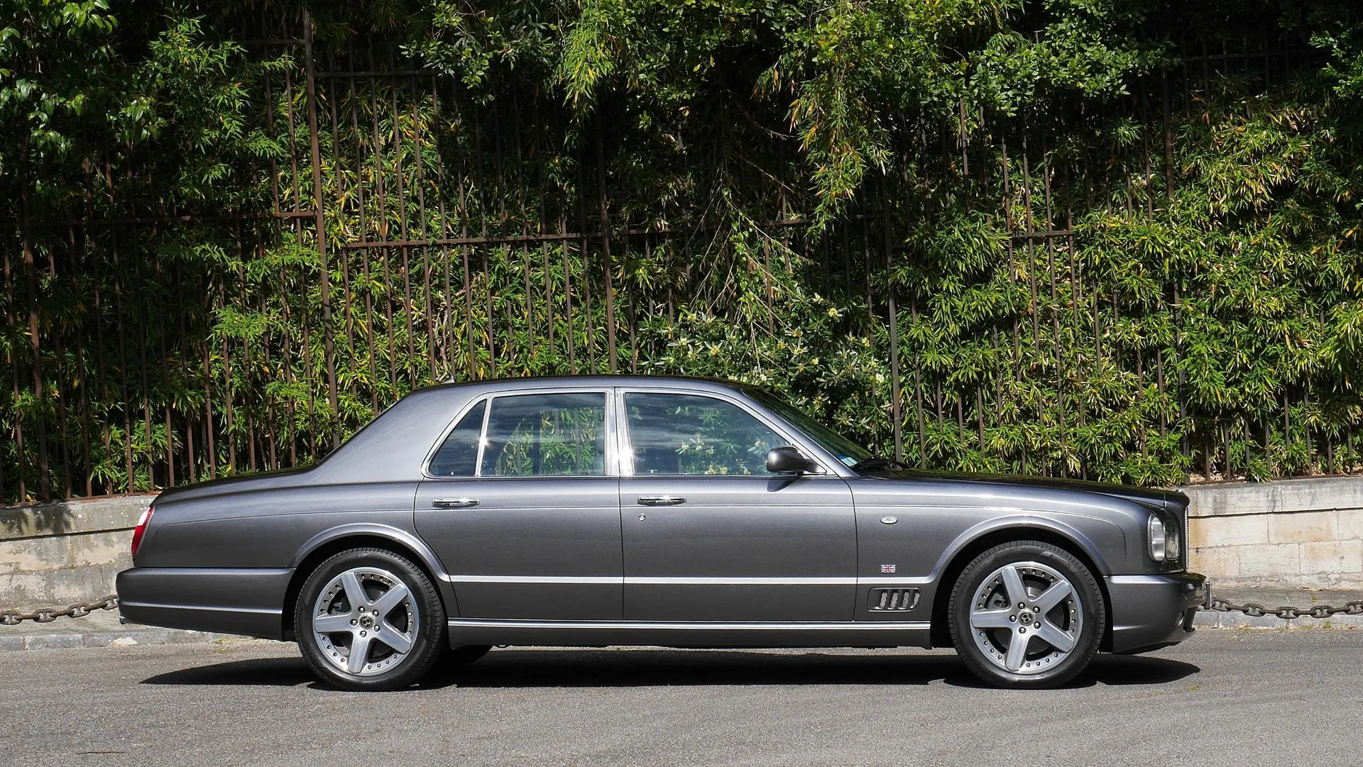 Bentley ARNAGE — photo 2