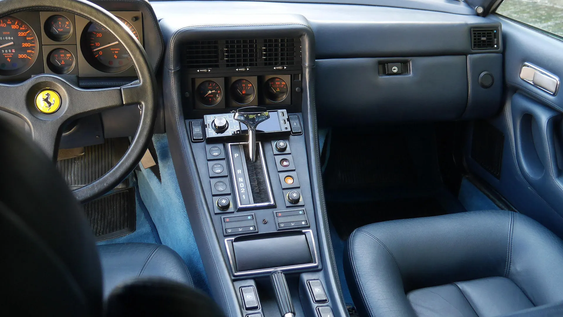 Ferrari 412 — photo 7