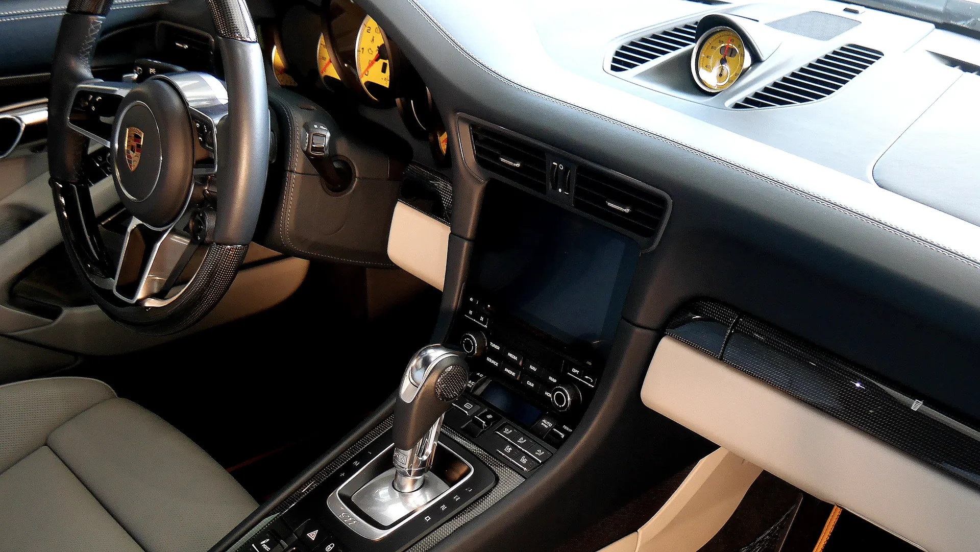 Porsche 991 — photo 6