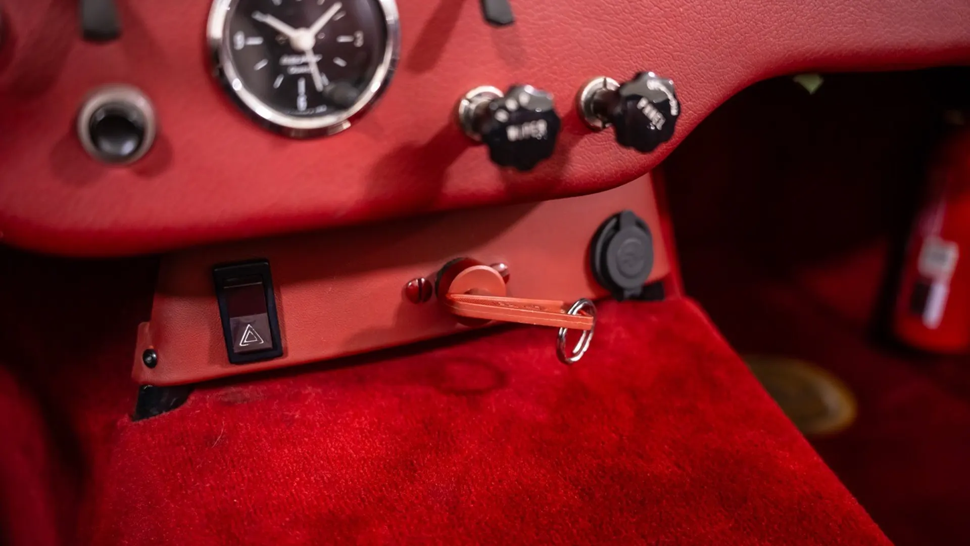 Shelby COBRA — photo 36