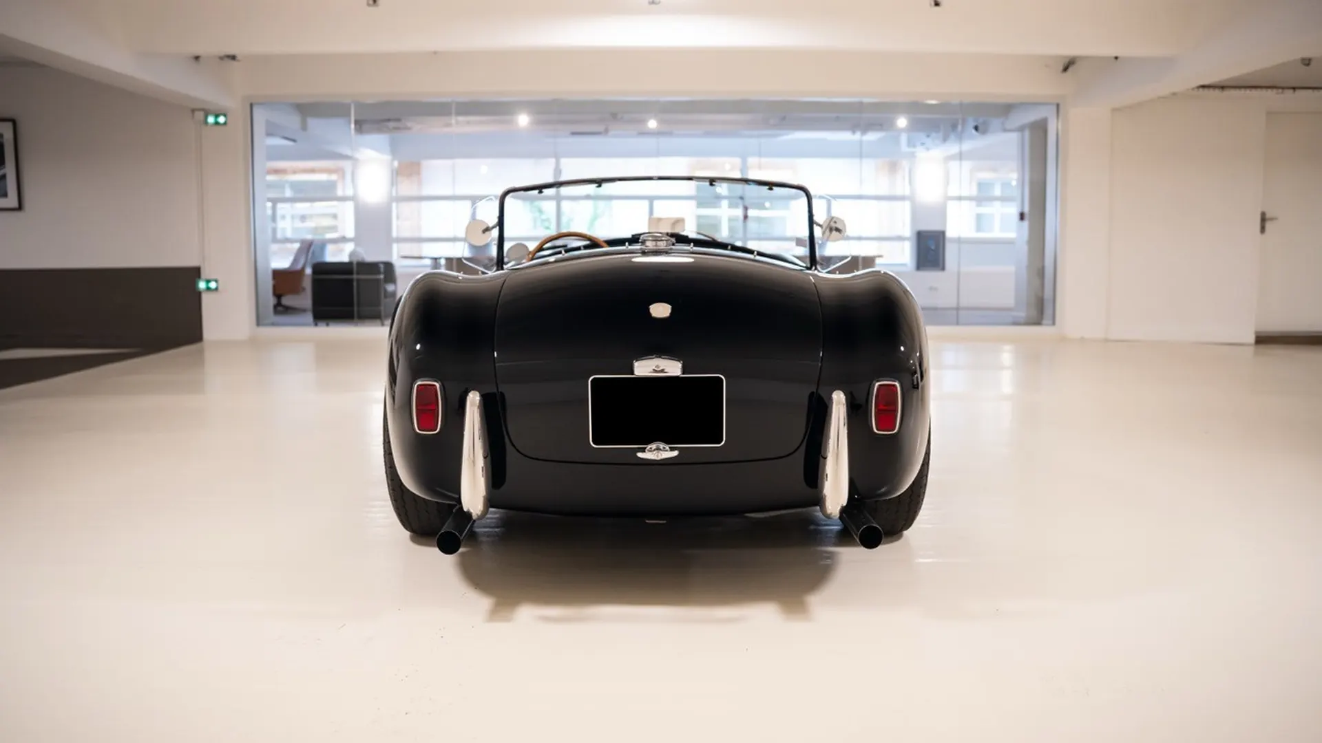 Shelby COBRA — photo 10