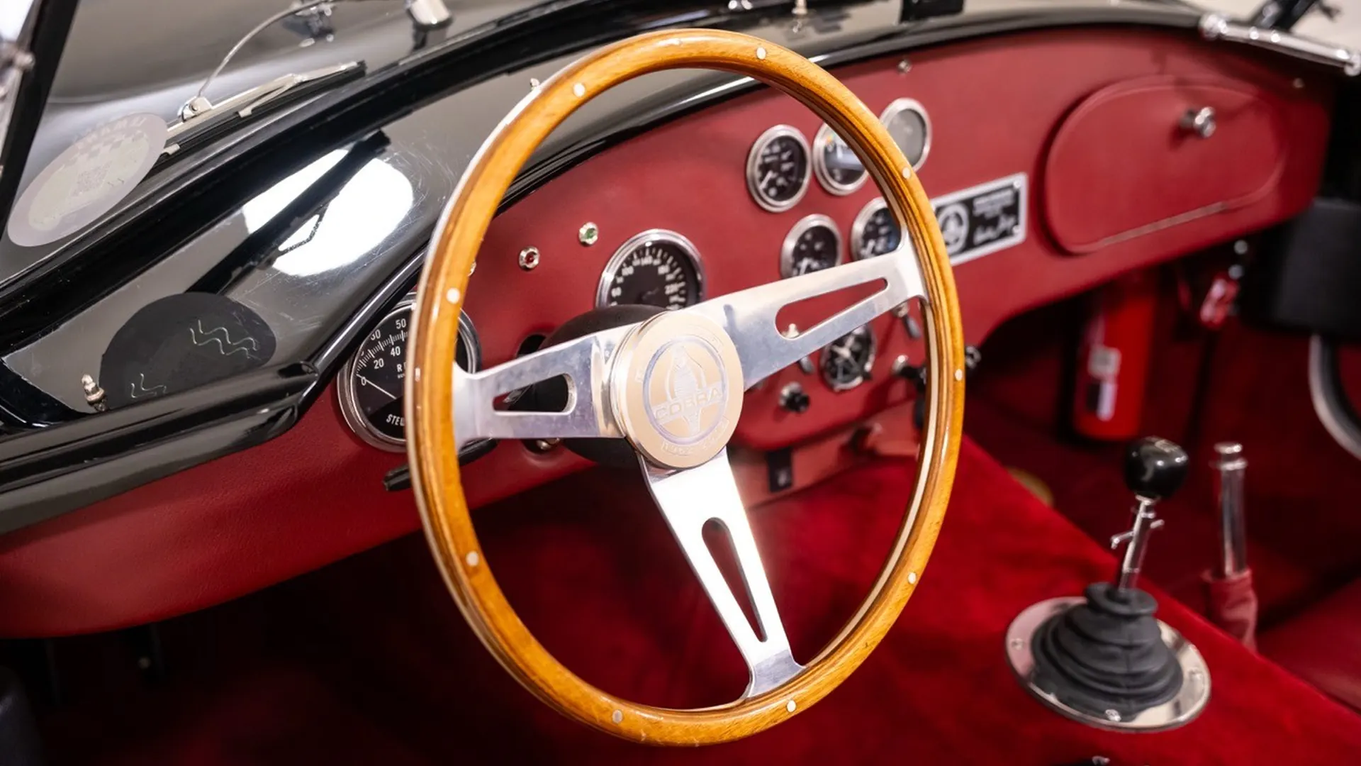 Shelby COBRA — photo 22