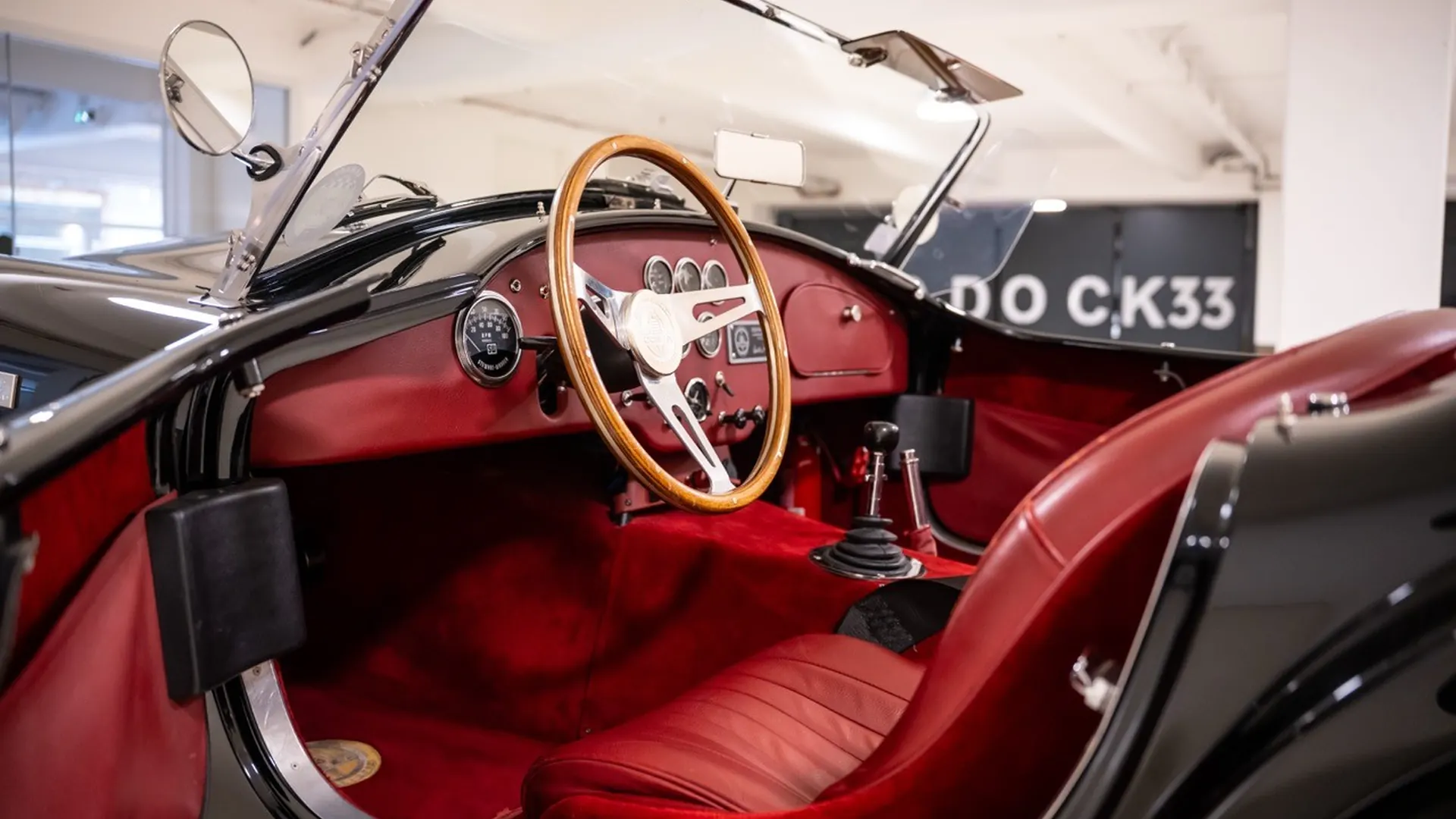 Shelby COBRA — photo 21