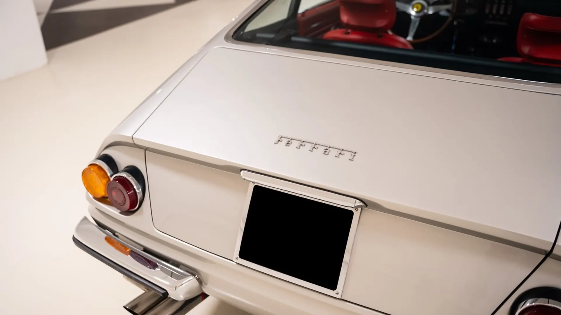 Ferrari DAYTONA — photo 10