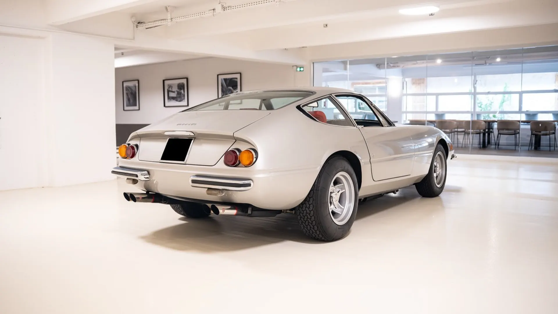 Ferrari DAYTONA — photo 6