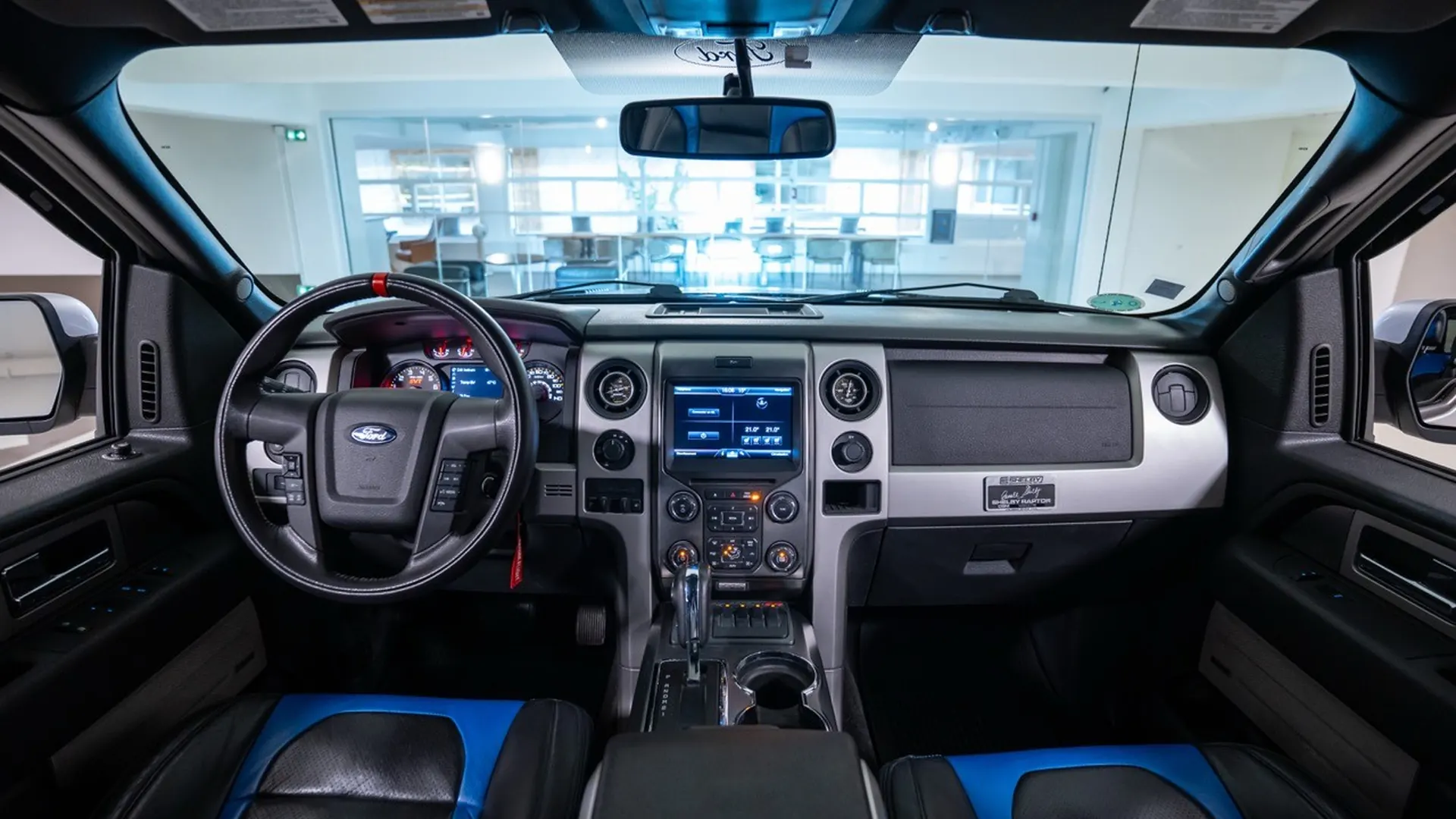 Ford F150 — photo 49