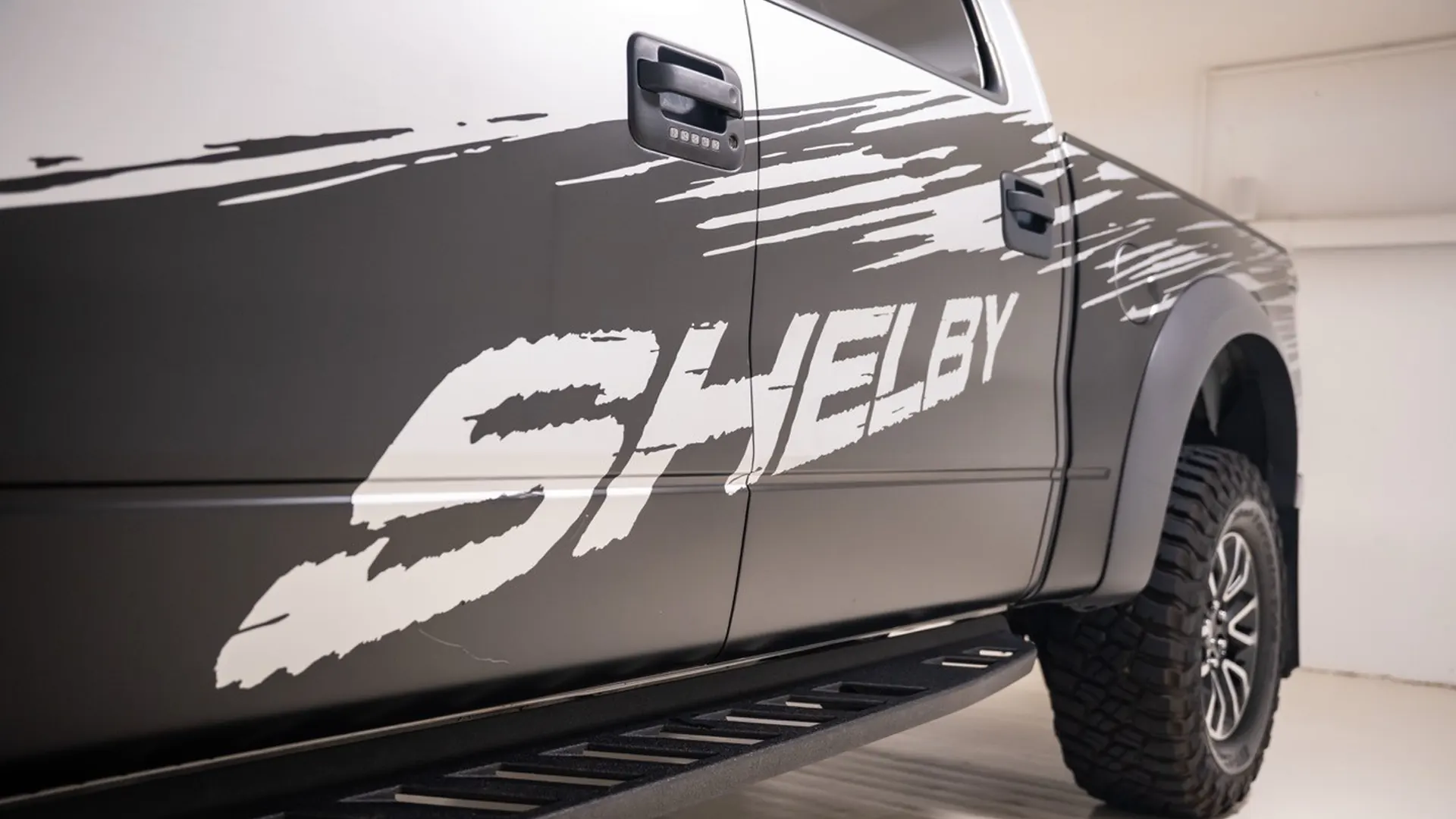 Ford F150 — photo 11