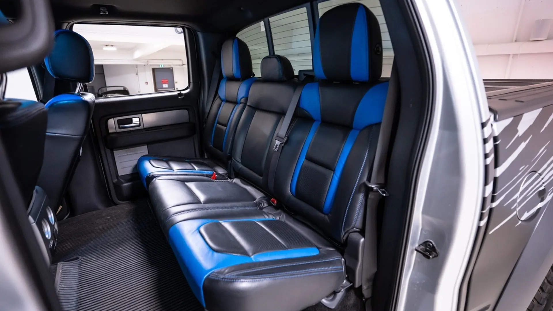 Ford F150 — photo 47
