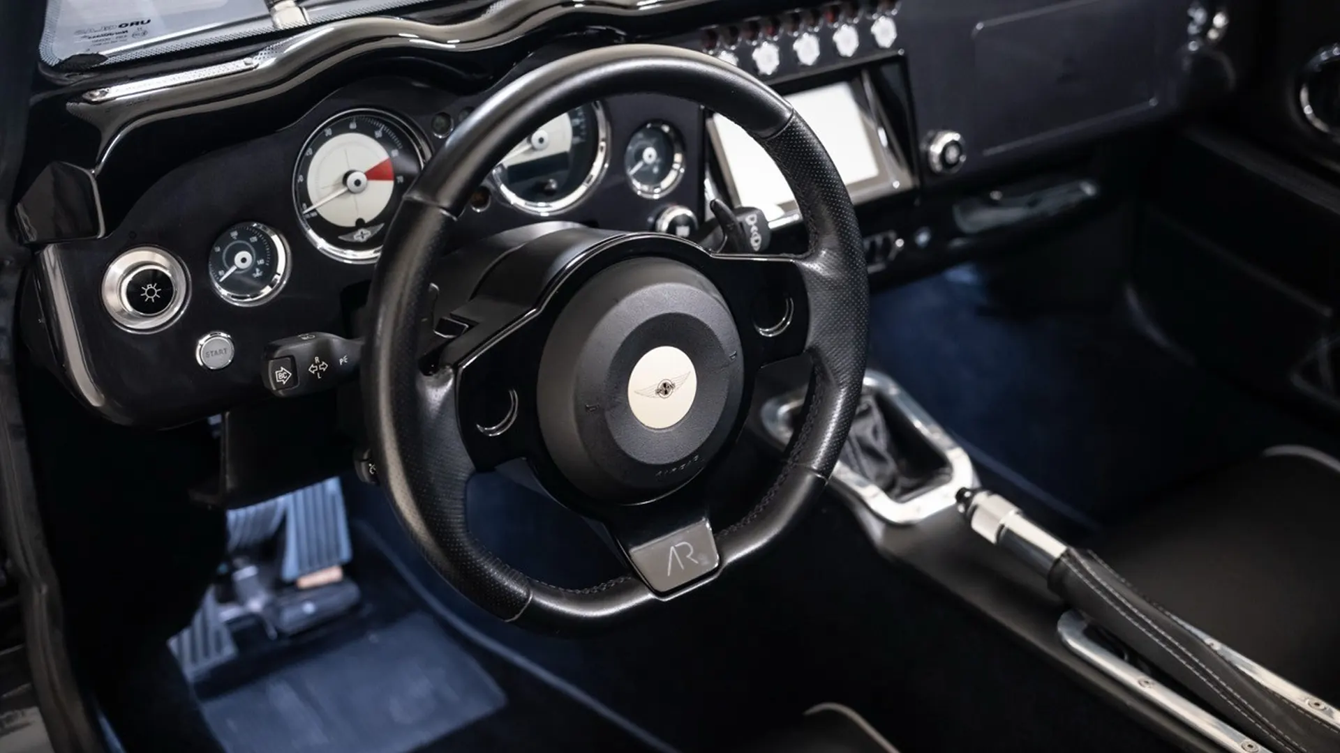Morgan AERO8 — photo 19