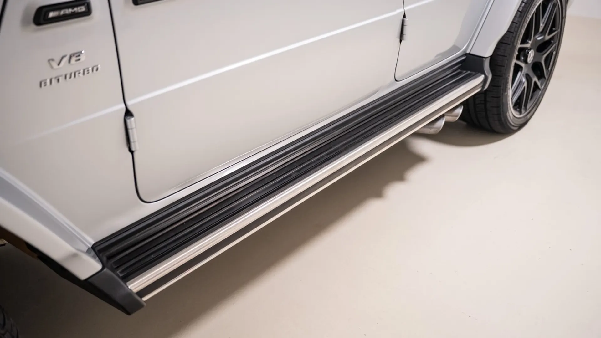 Mercedes G63 — photo 10