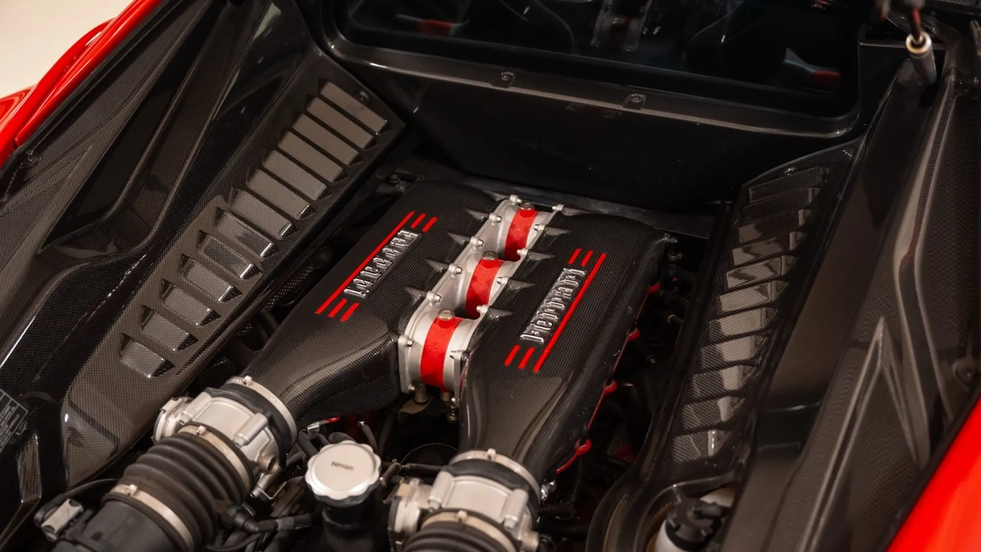 Ferrari 458 — photo 21