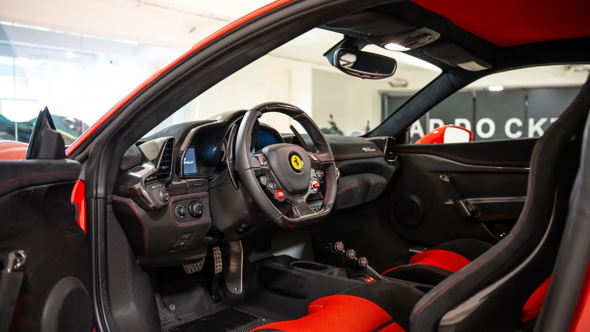 Ferrari 458 — photo 30