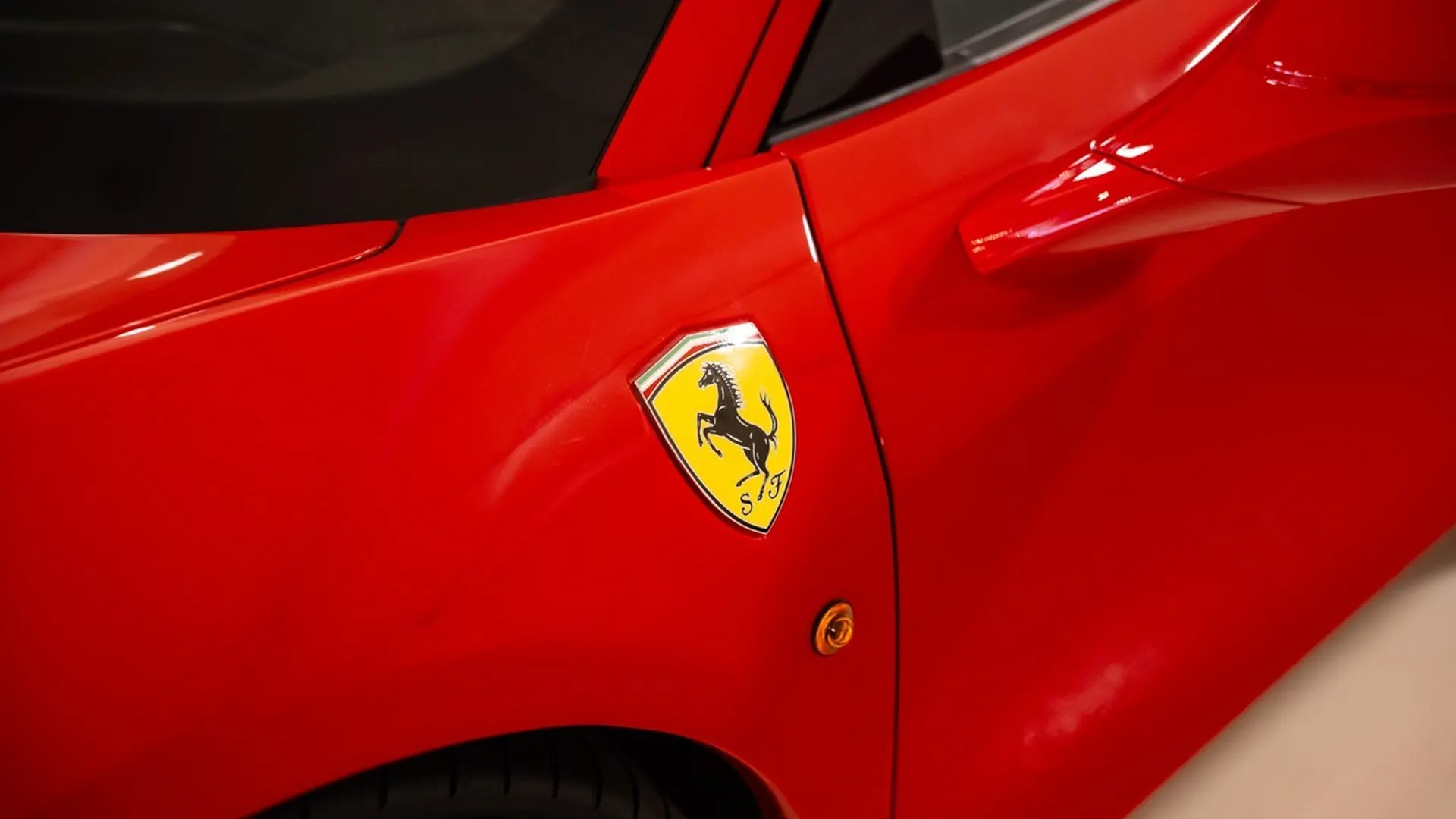 Ferrari 458 — photo 7