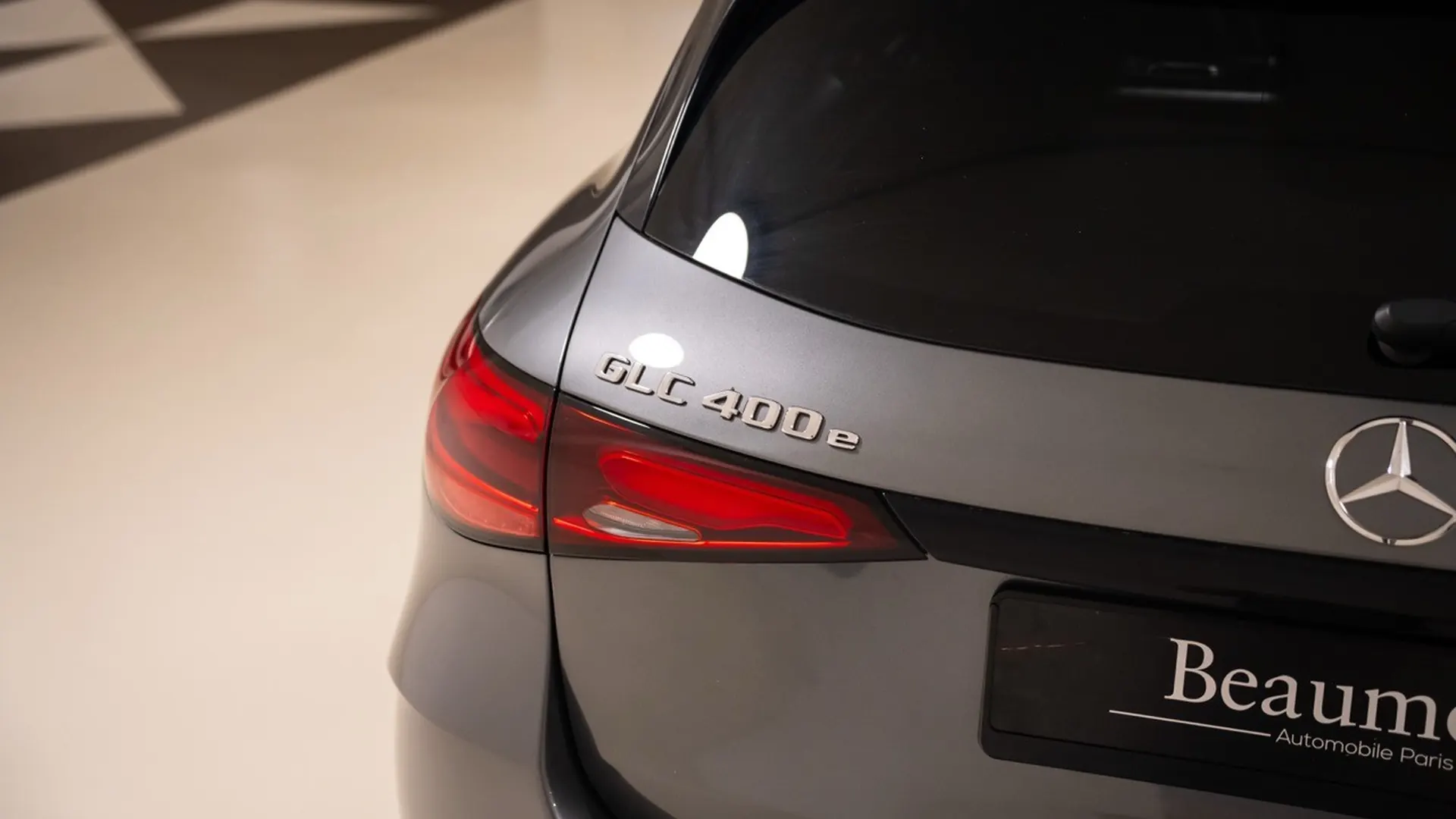 Mercedes-Benz GLC — photo 11