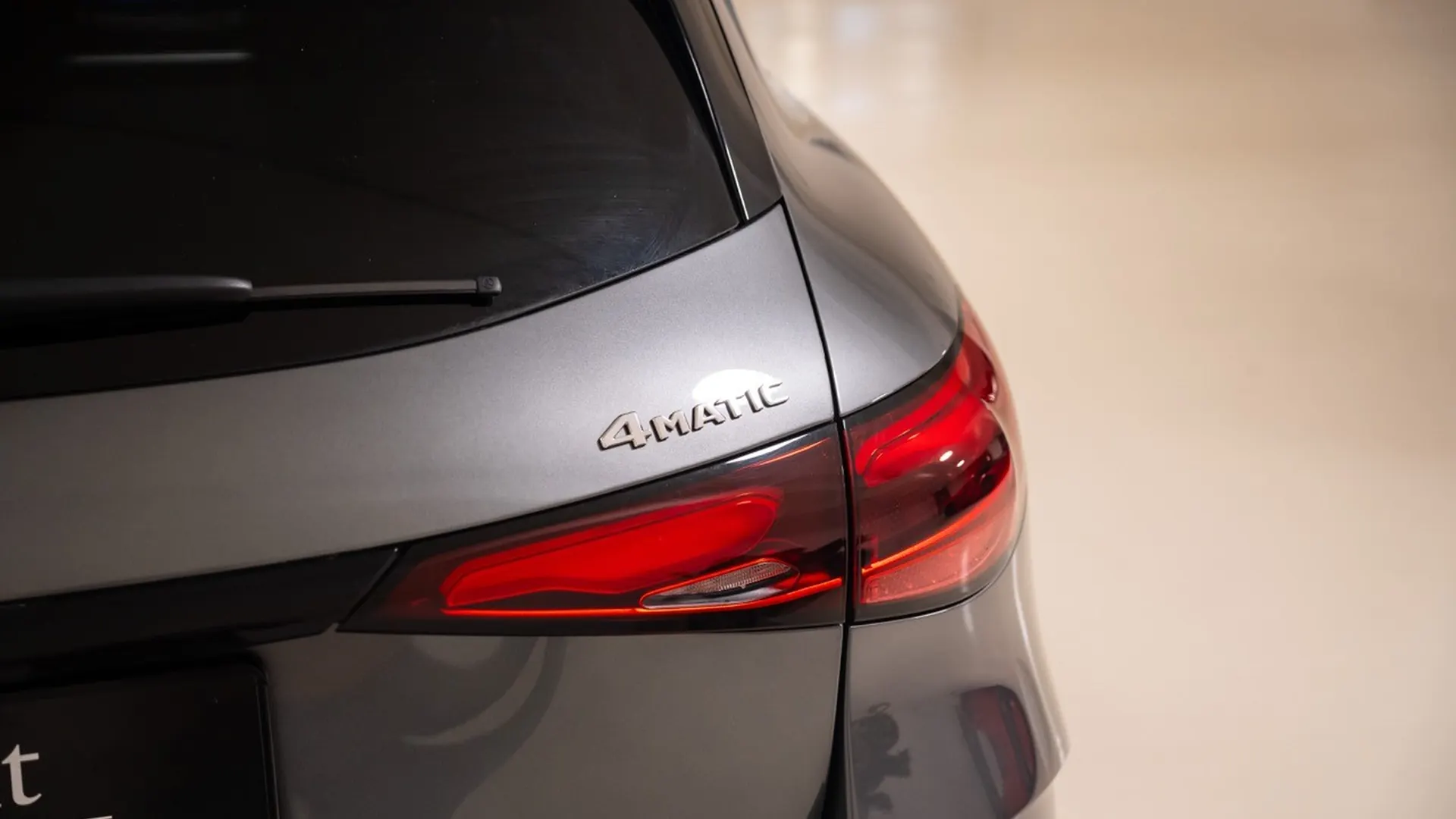 Mercedes-Benz GLC — photo 13