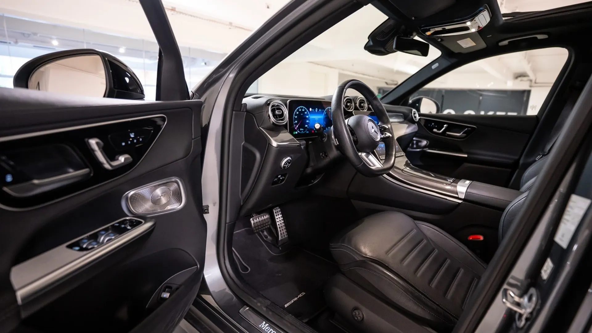 Mercedes-Benz GLC — photo 43