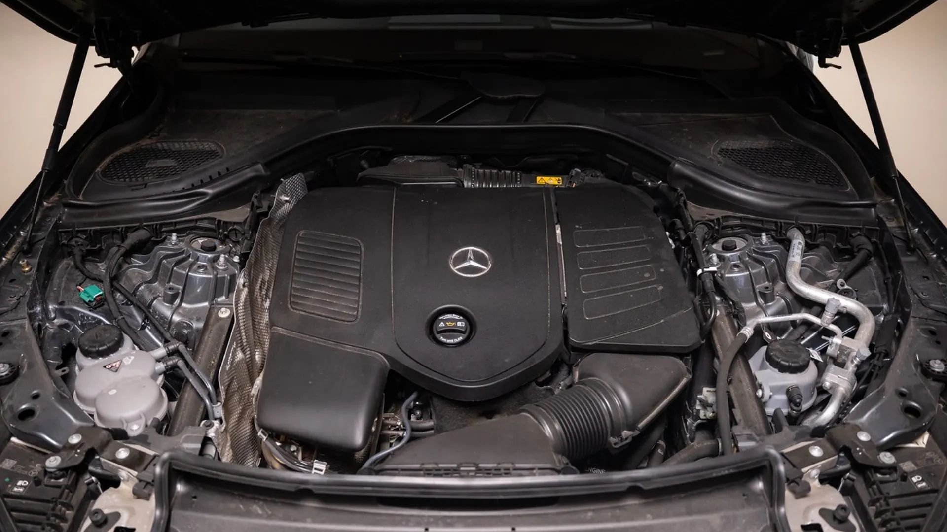 Mercedes-Benz GLC — photo 17