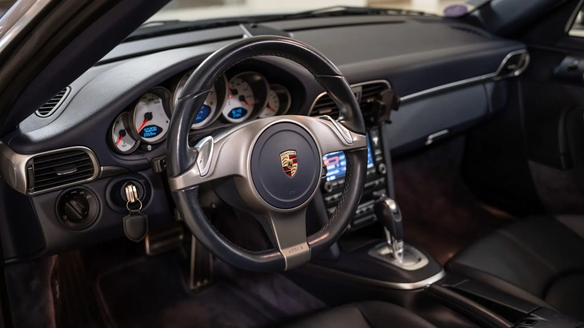 Porsche 997 — photo 23