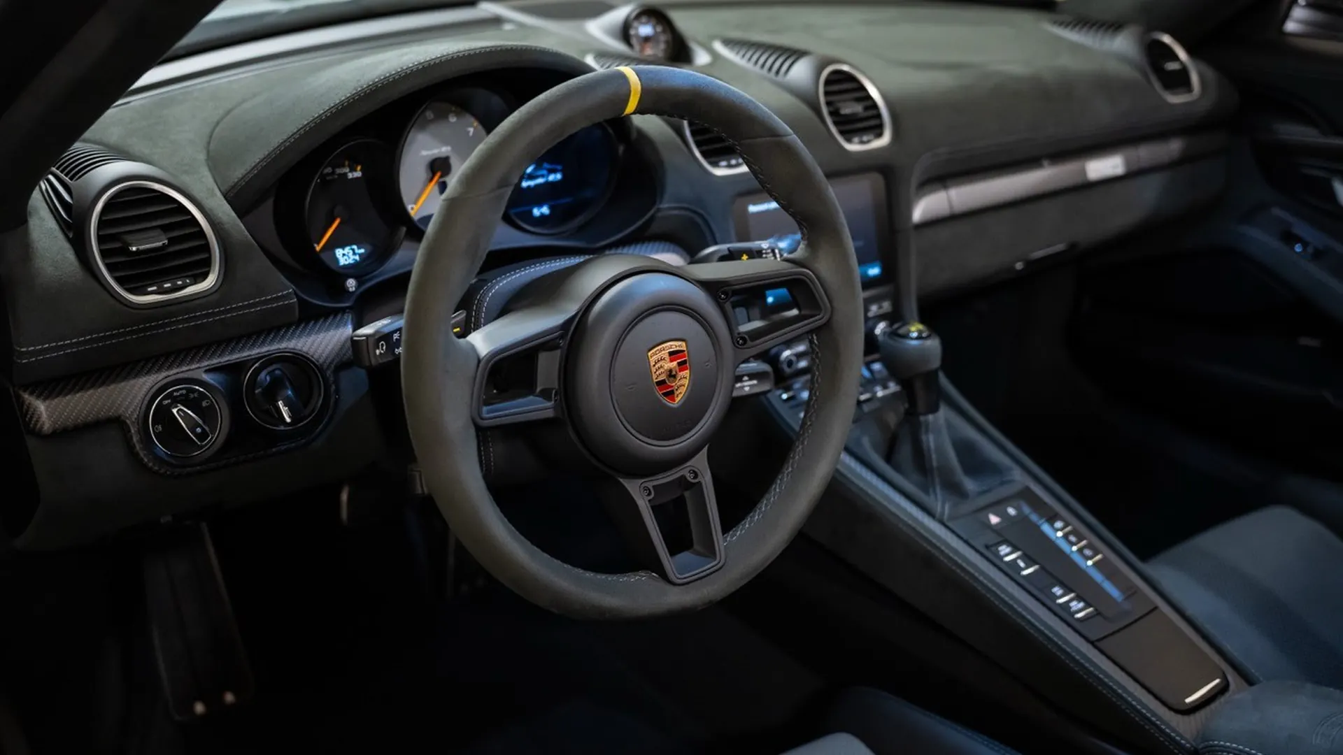 Porsche 718 — photo 35