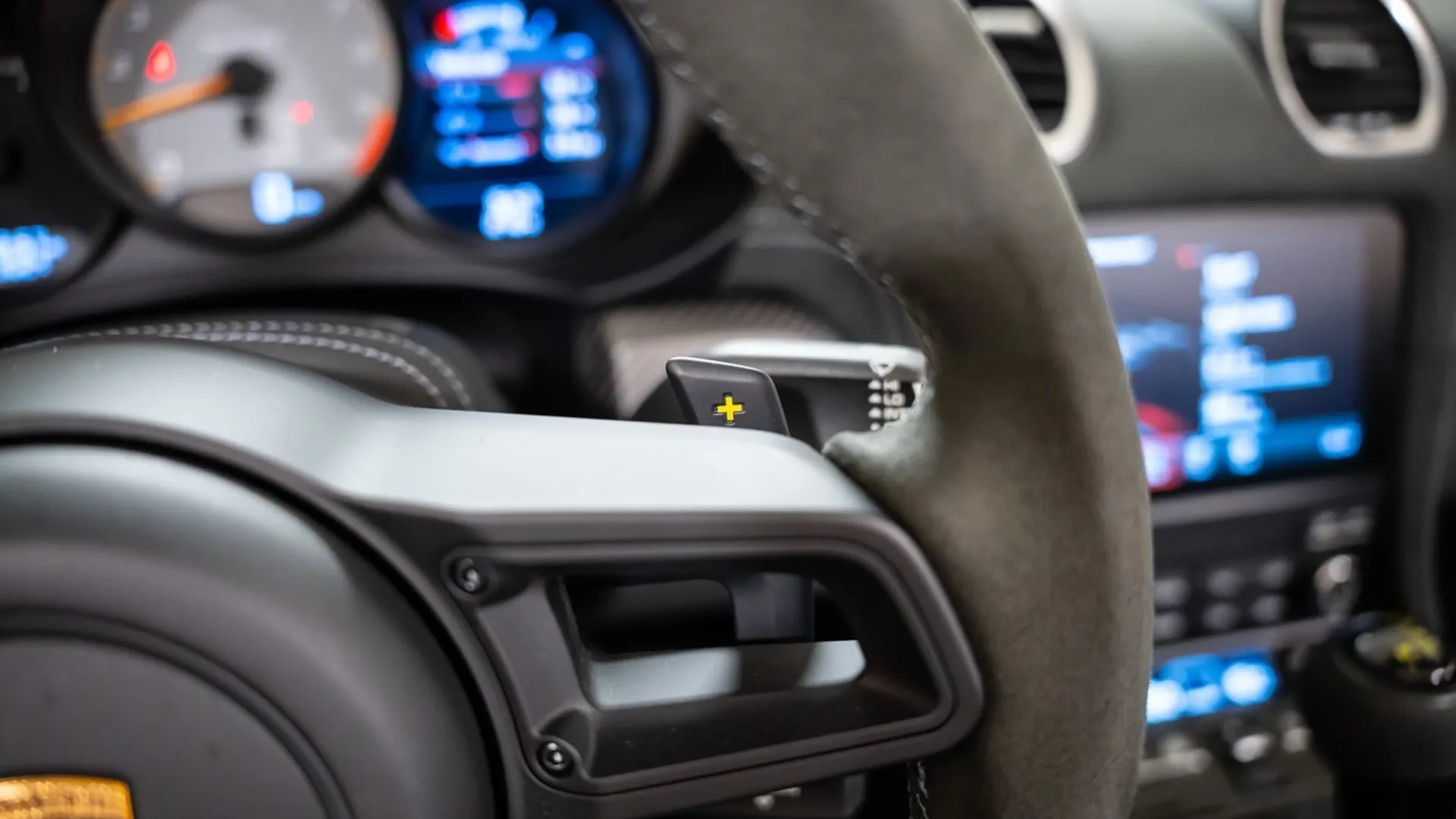 Porsche 718 — photo 48