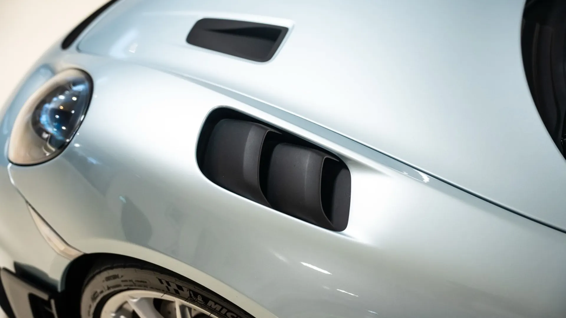 Porsche 718 — photo 13