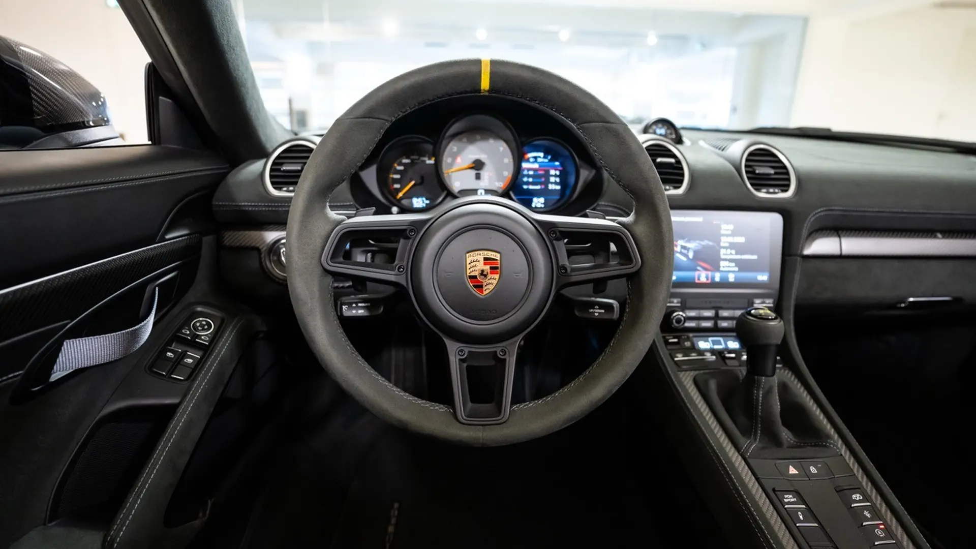 Porsche 718 — photo 50