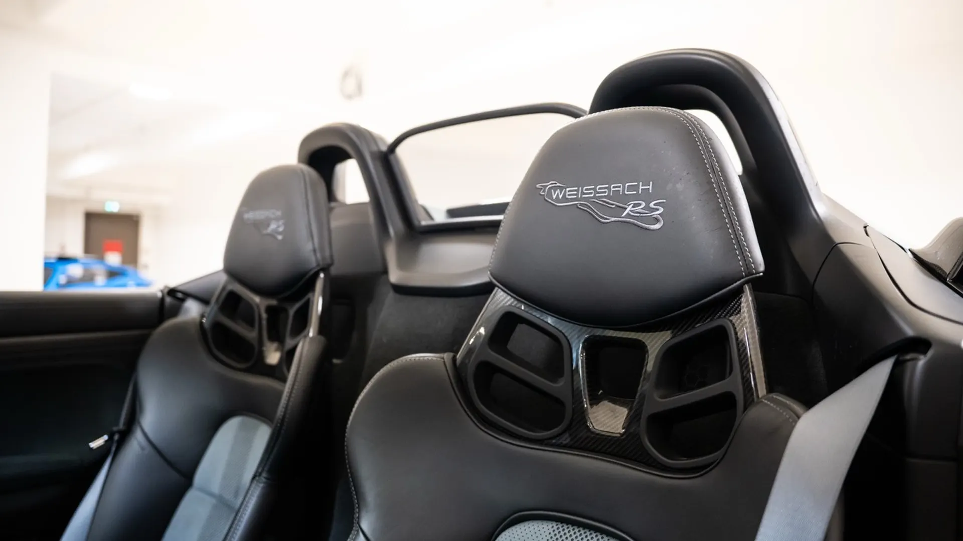 Porsche 718 — photo 40