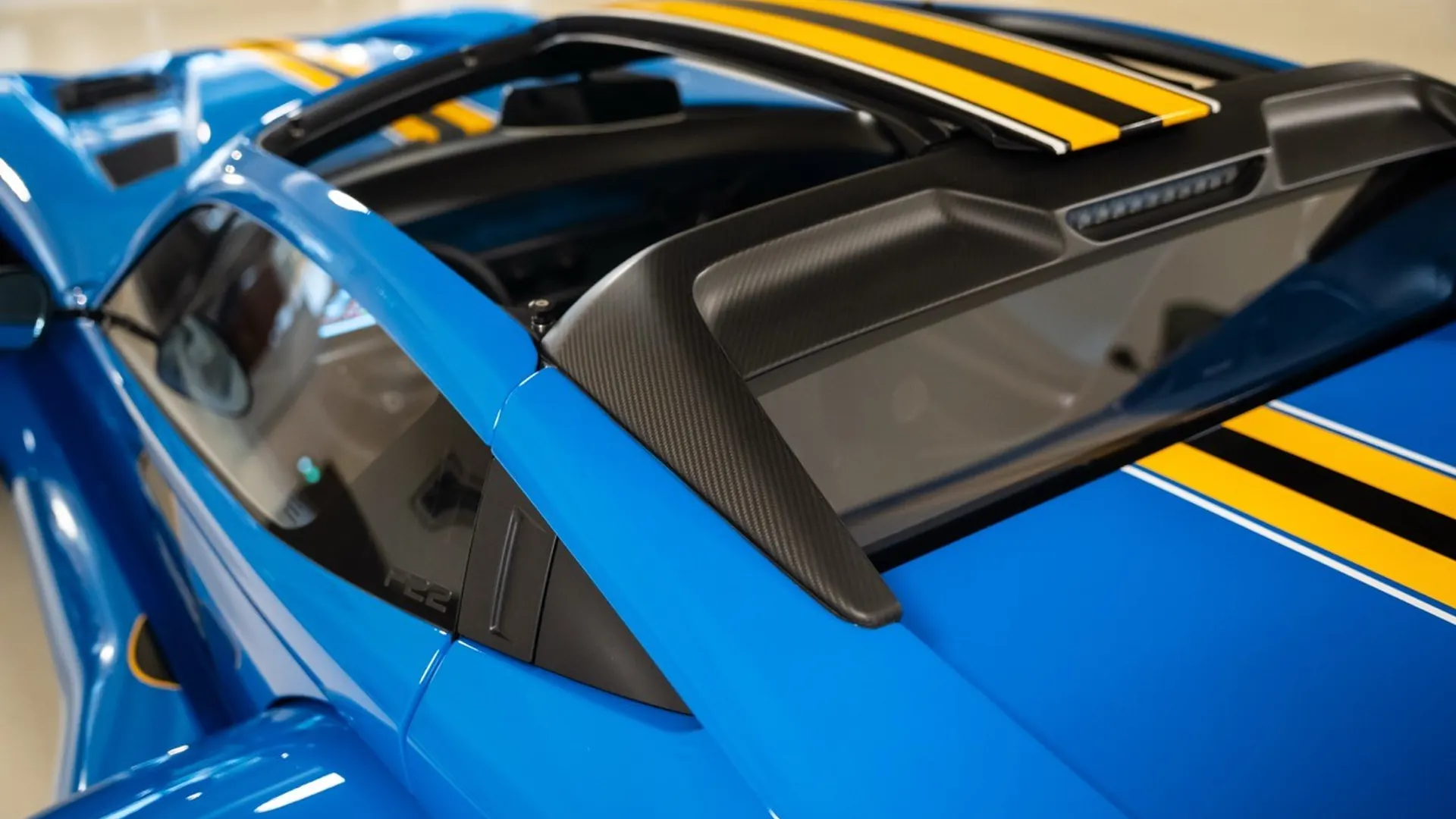 Donkervoort F22 — photo 14