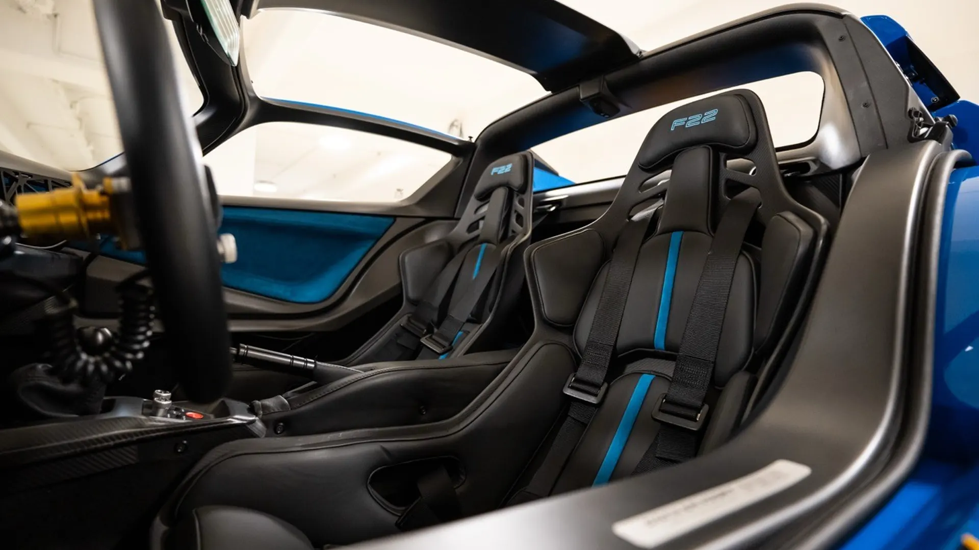 Donkervoort F22 — photo 45