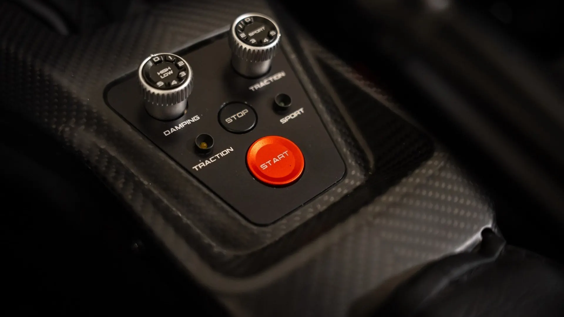 Donkervoort F22 — photo 43