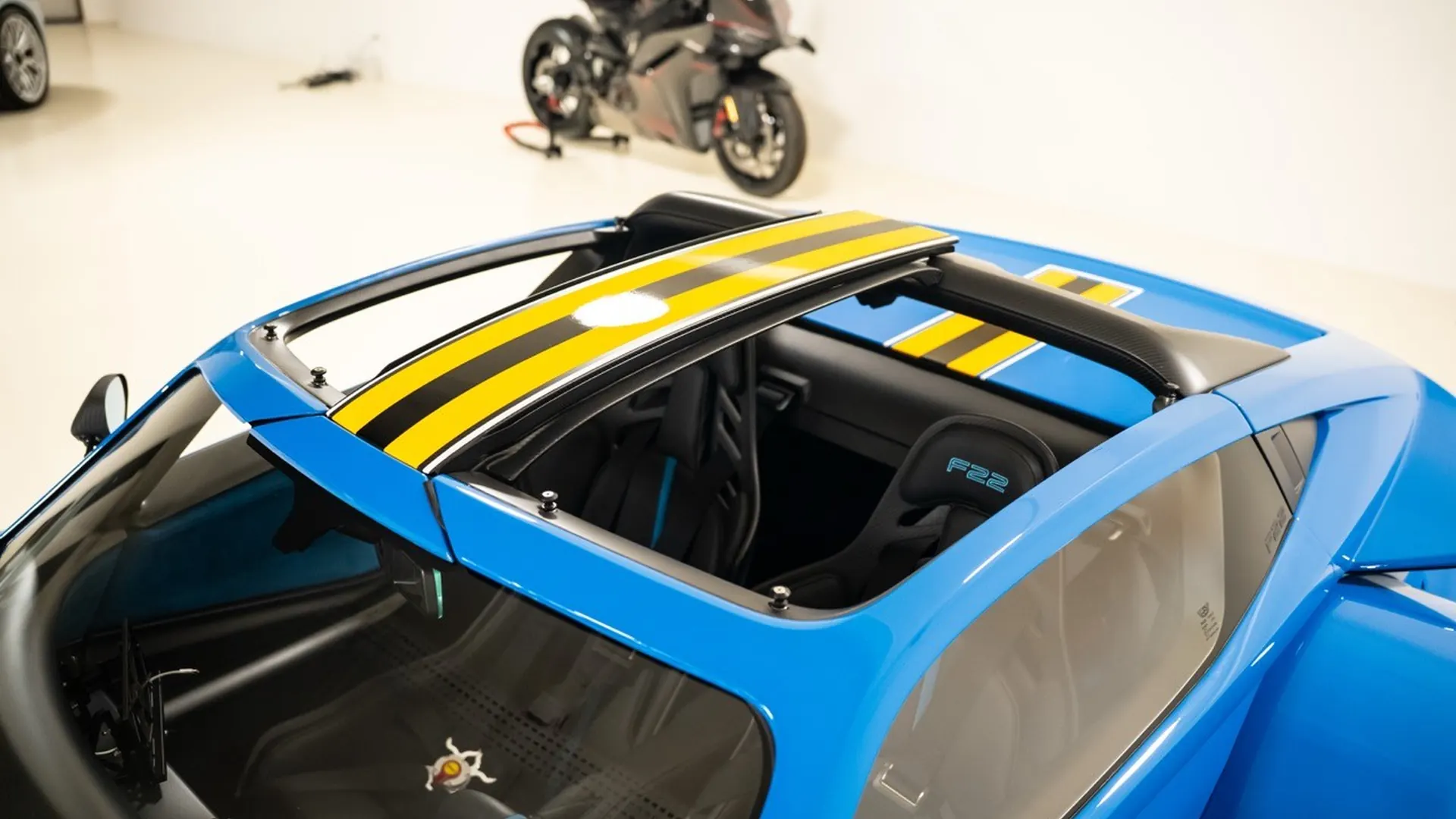 Donkervoort F22 — photo 11