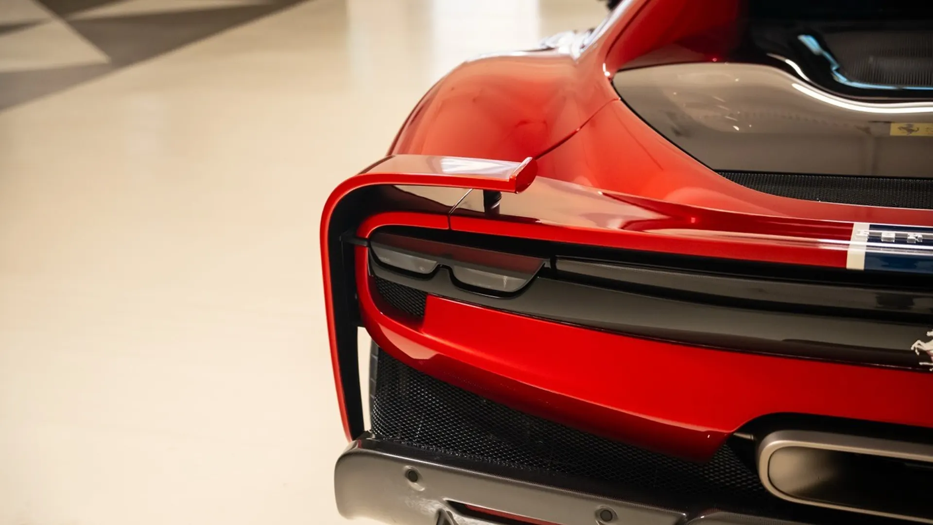 Ferrari 296 — photo 15