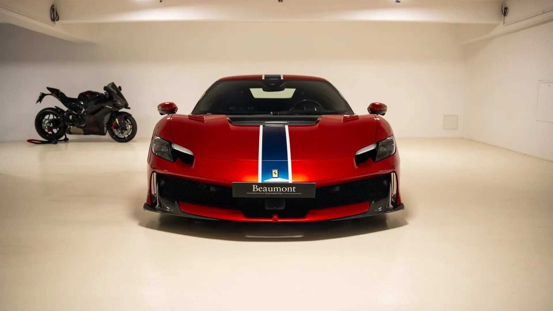 Ferrari 296 — photo 2