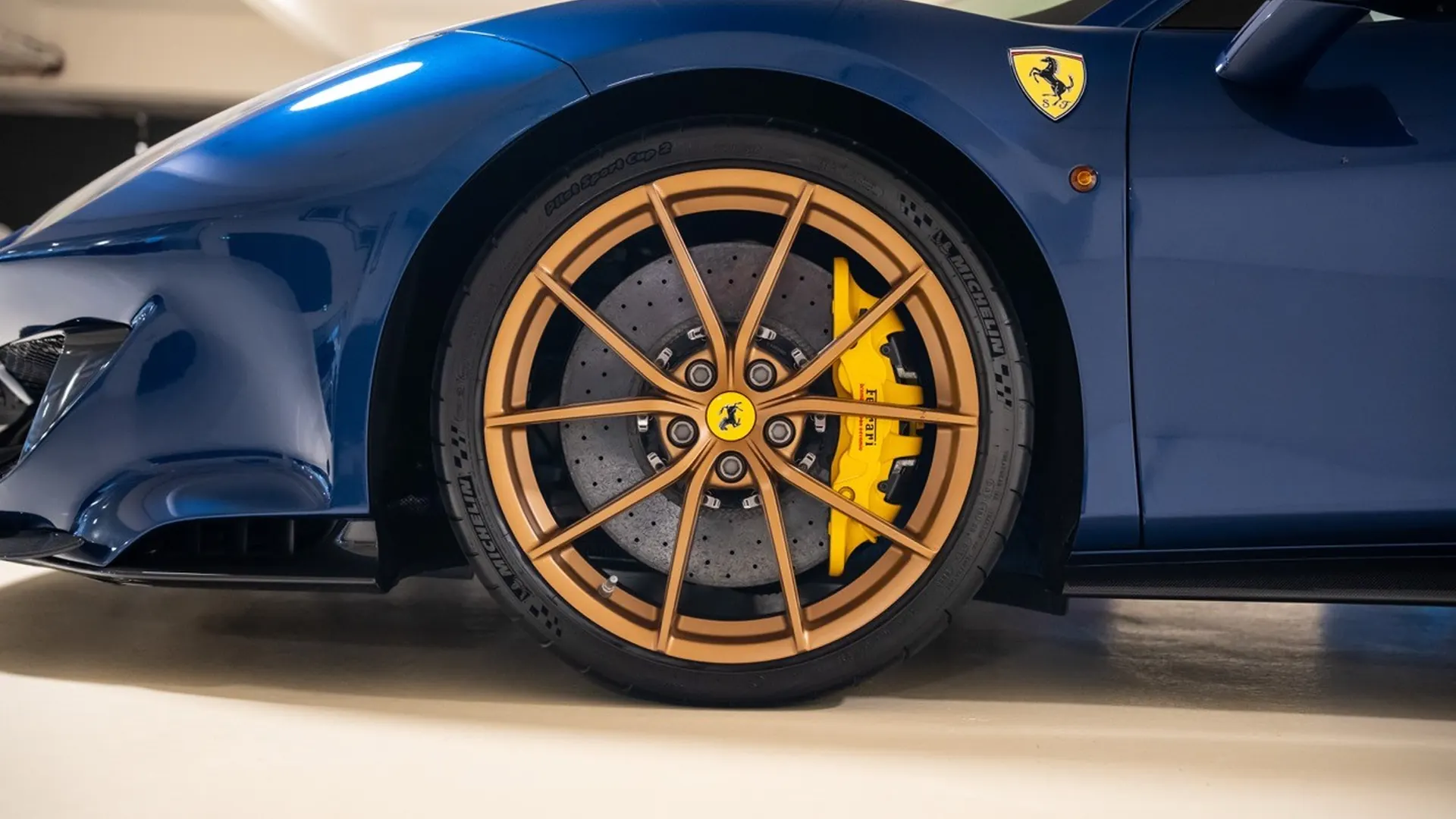 Ferrari 488 — photo 7