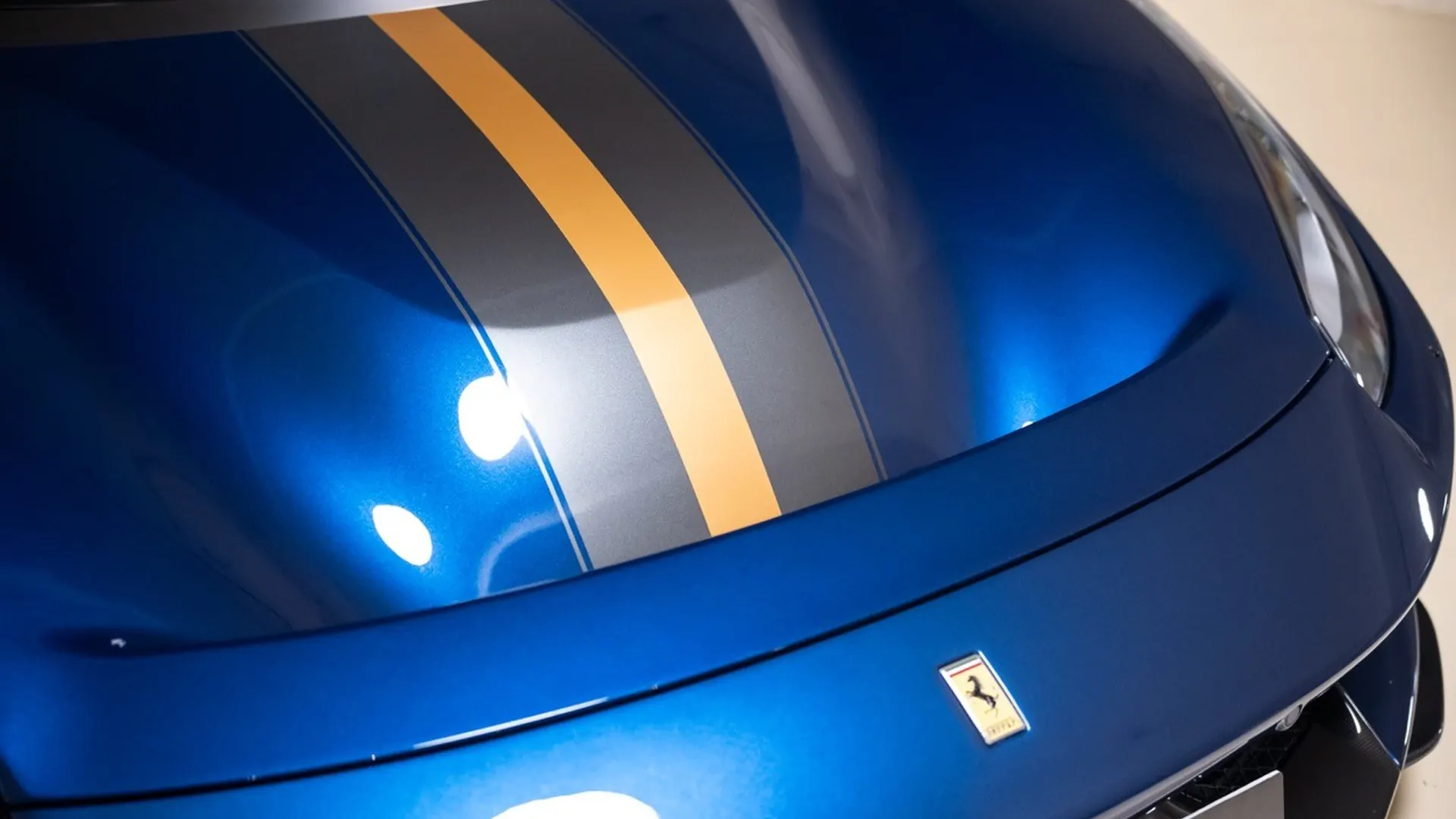 Ferrari 488 — photo 5