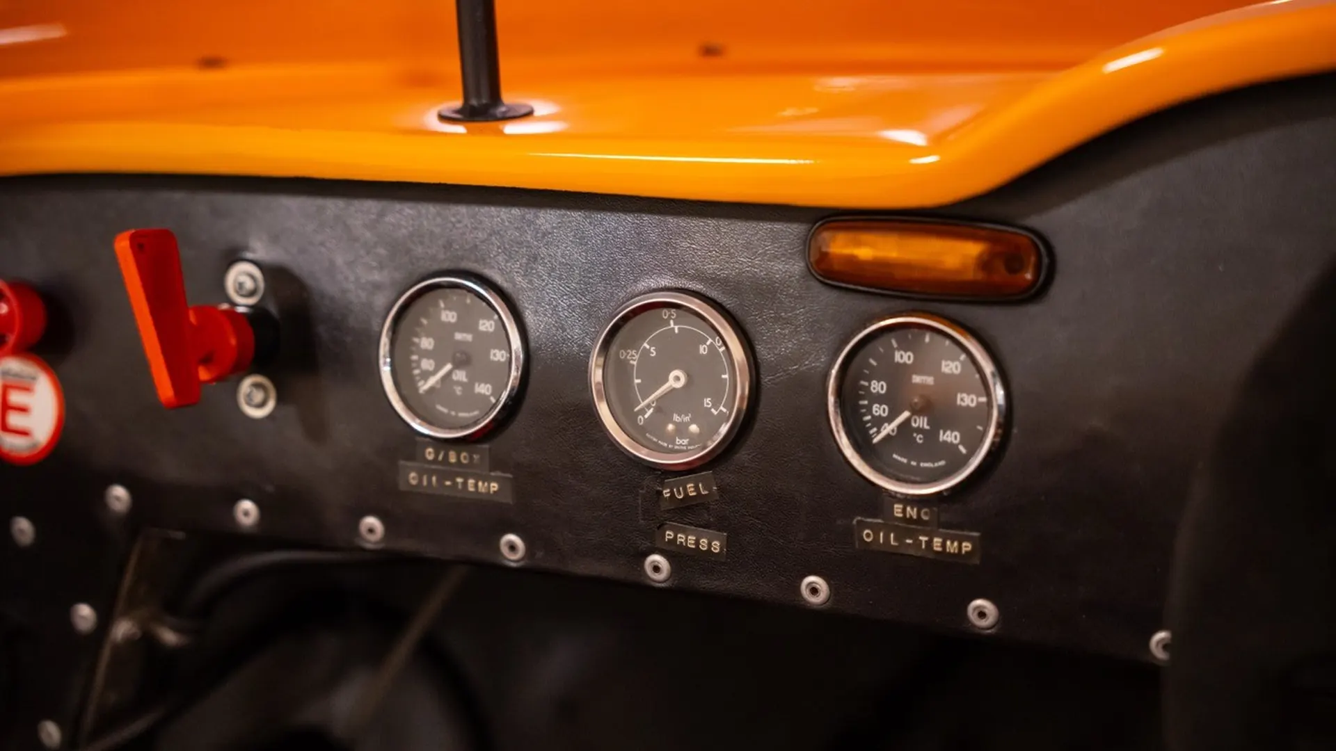 McLaren Elva — photo 22