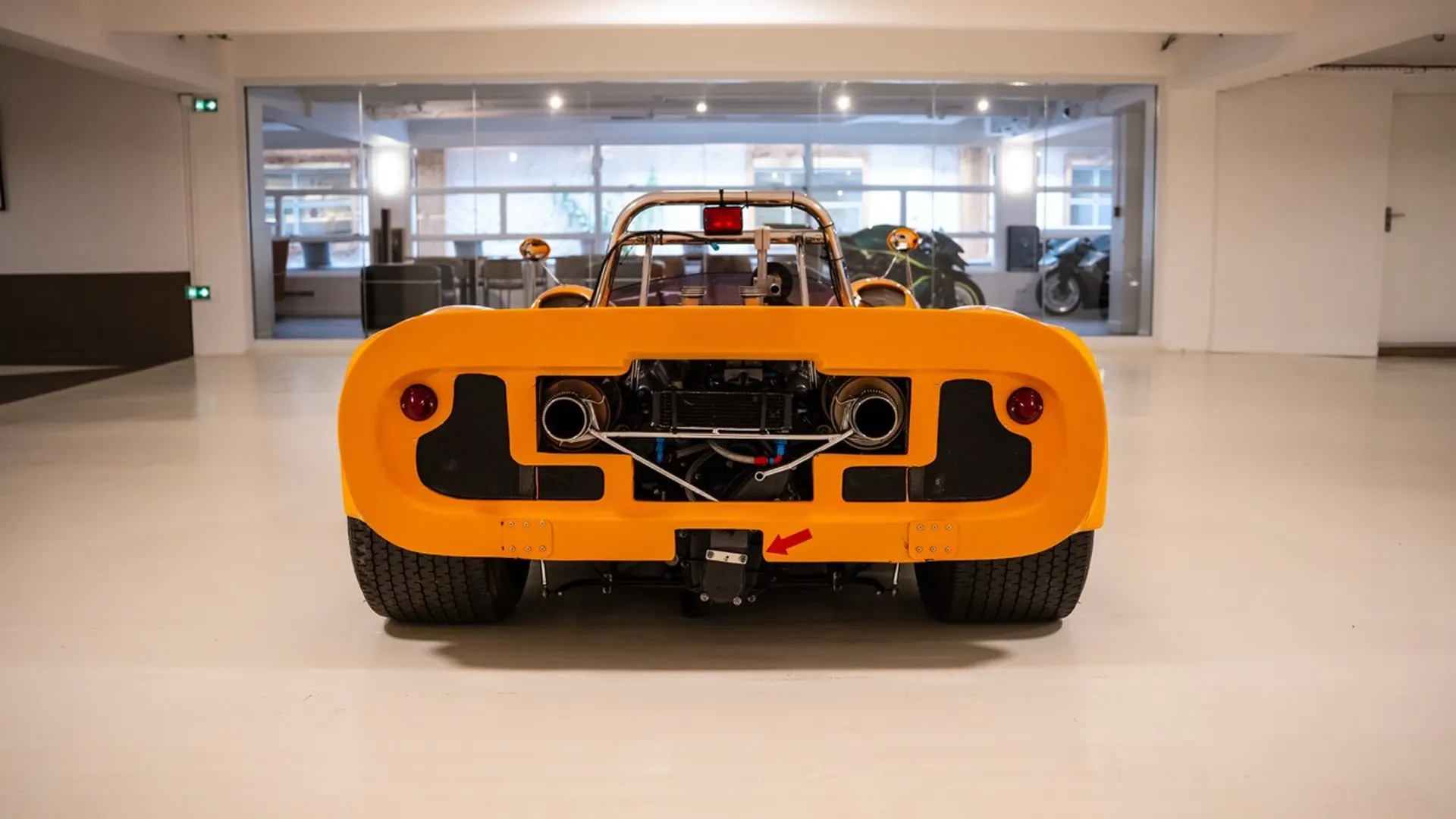 McLaren Elva — photo 11