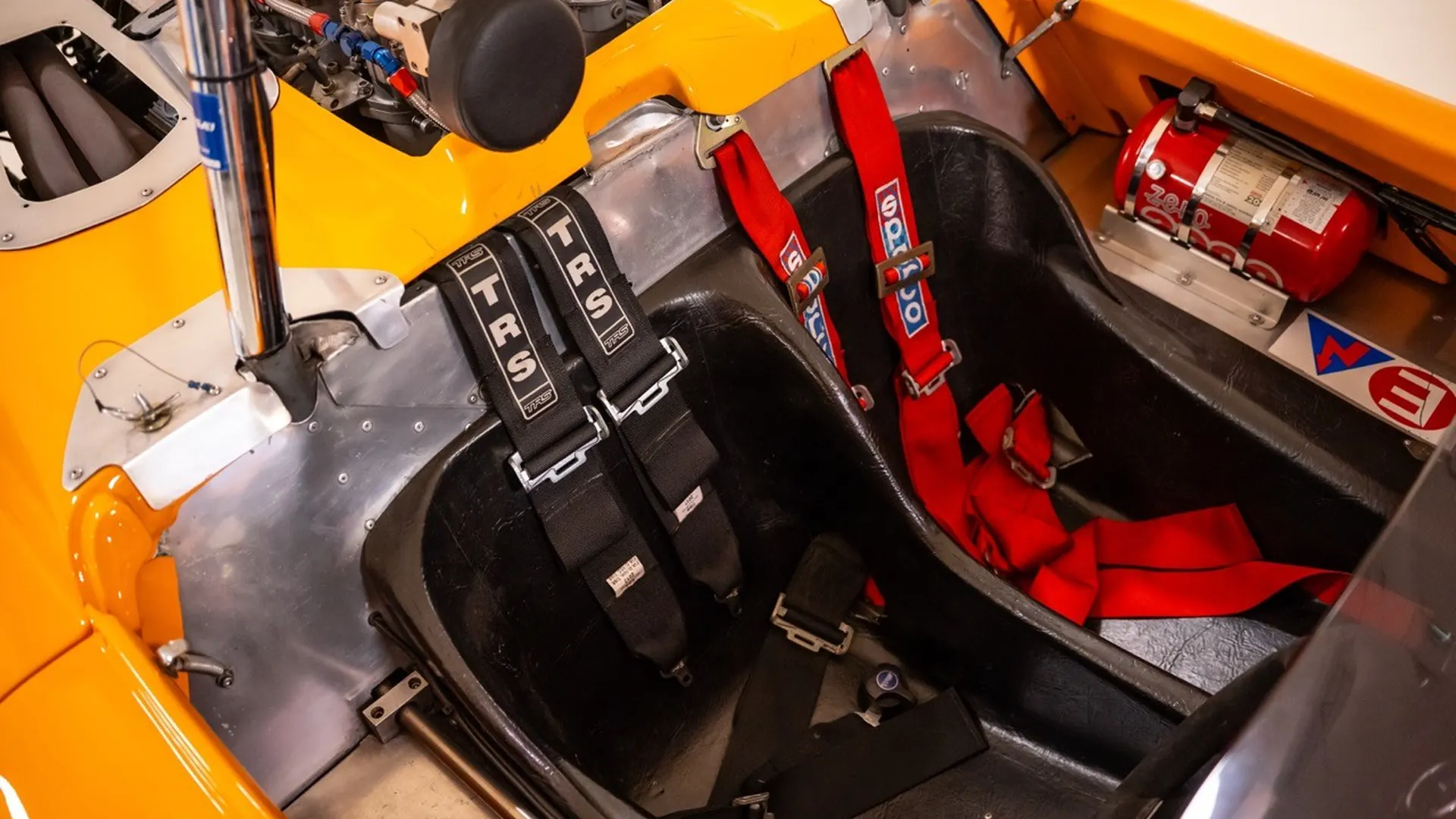 McLaren Elva — photo 17