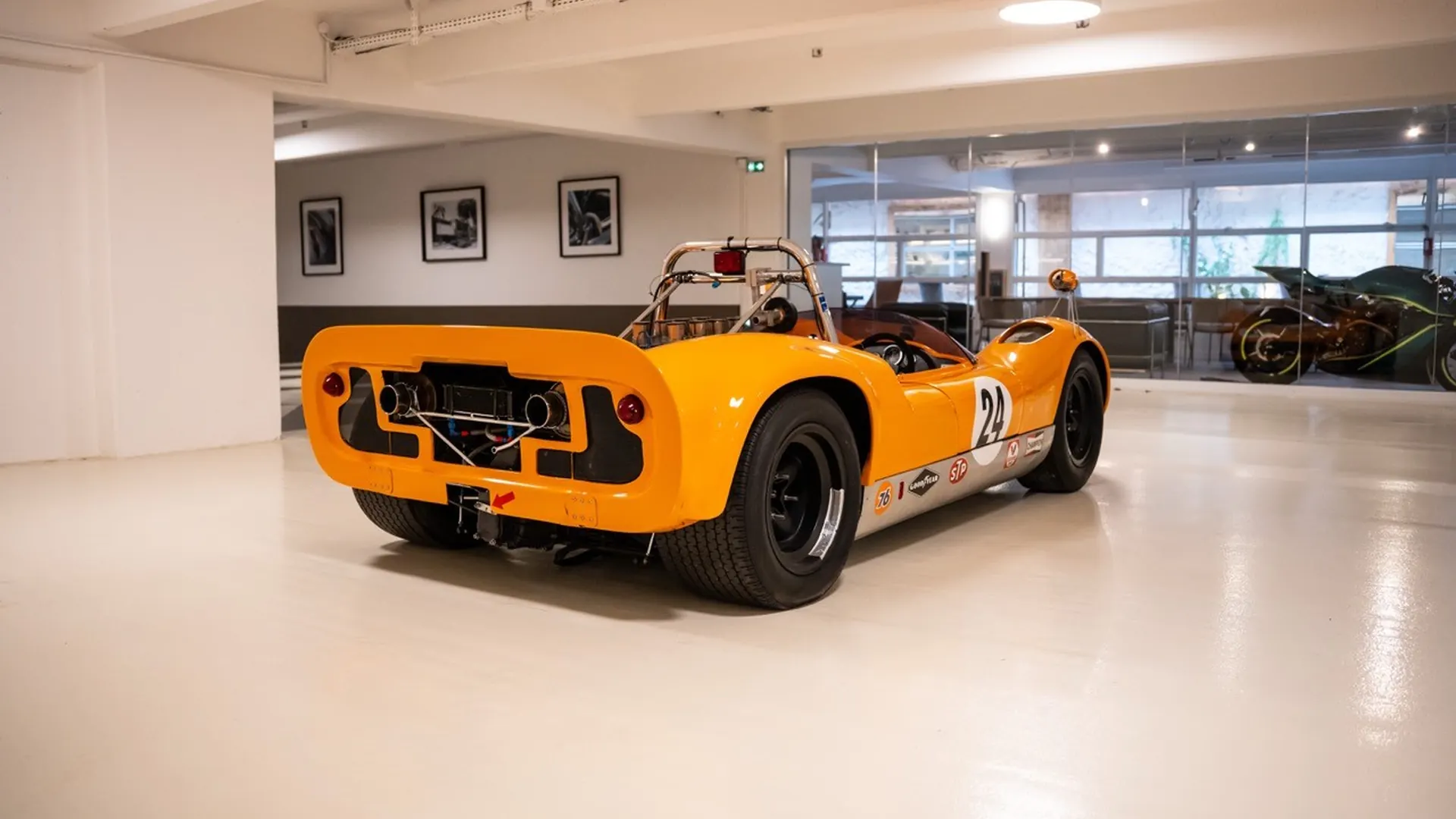McLaren Elva — photo 10