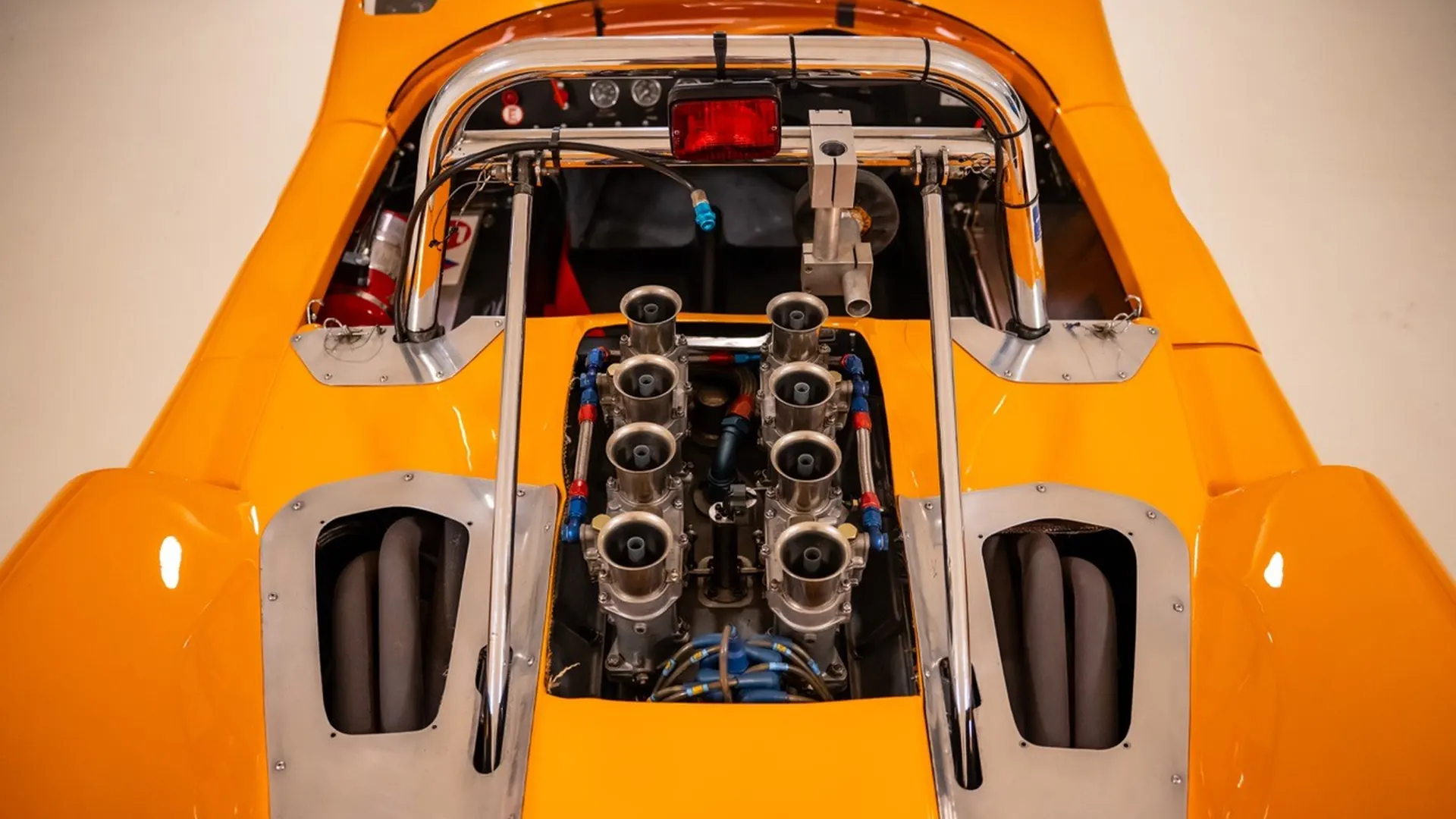McLaren Elva — photo 14