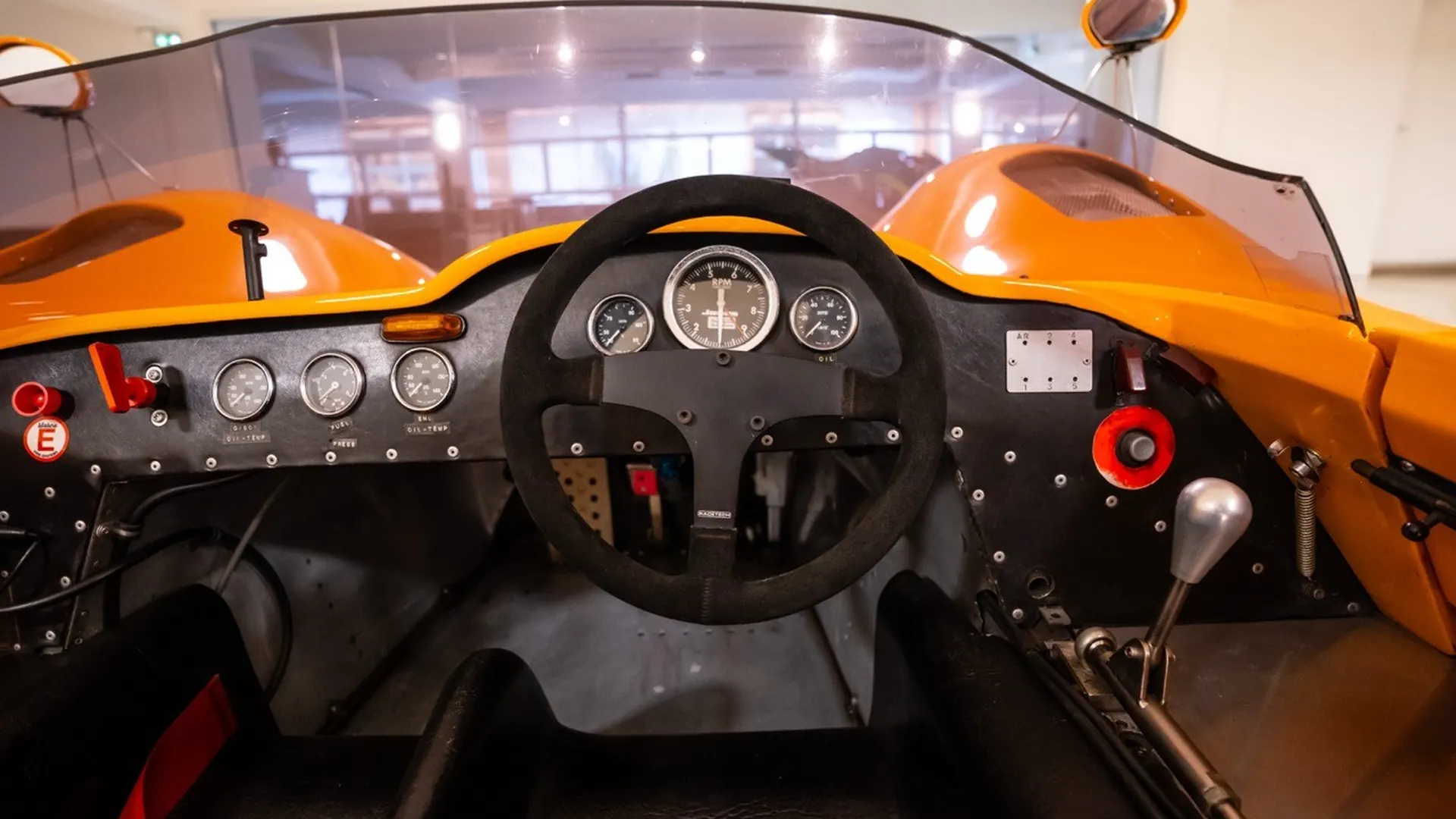 McLaren Elva — photo 27