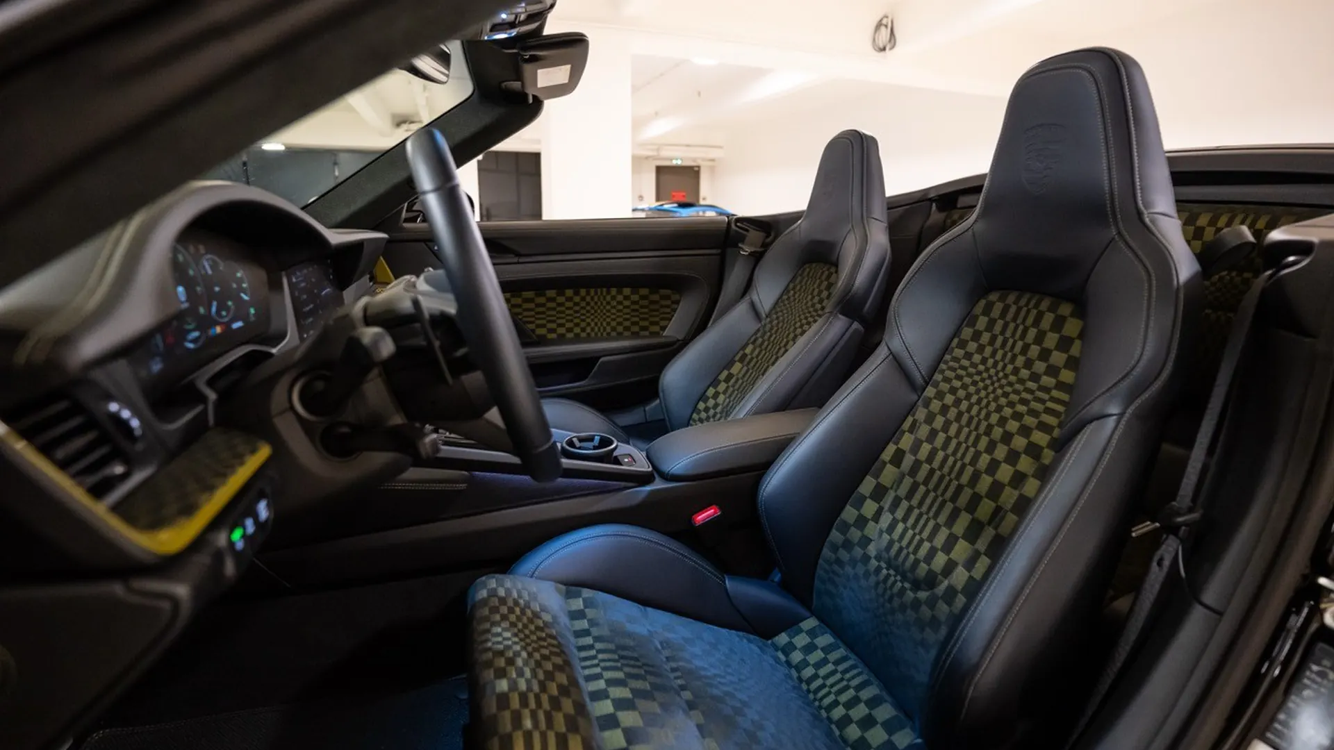 Porsche 992 — photo 47