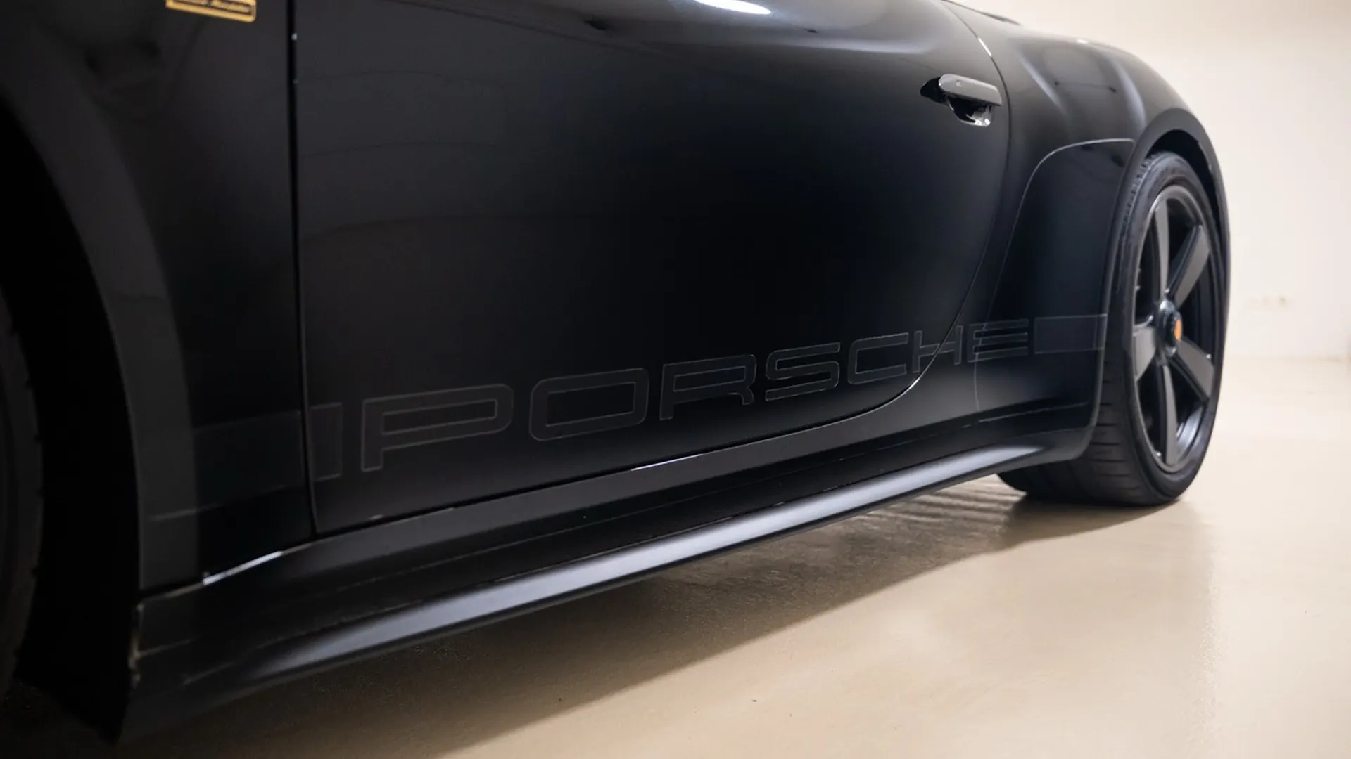 Porsche 992 — photo 14