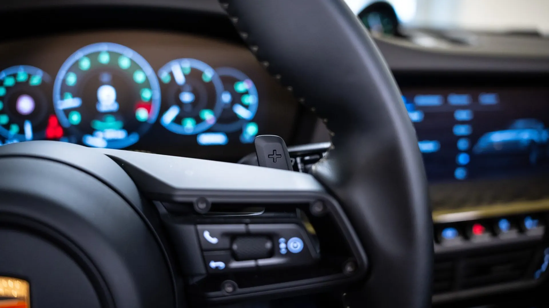 Porsche 992 — photo 34